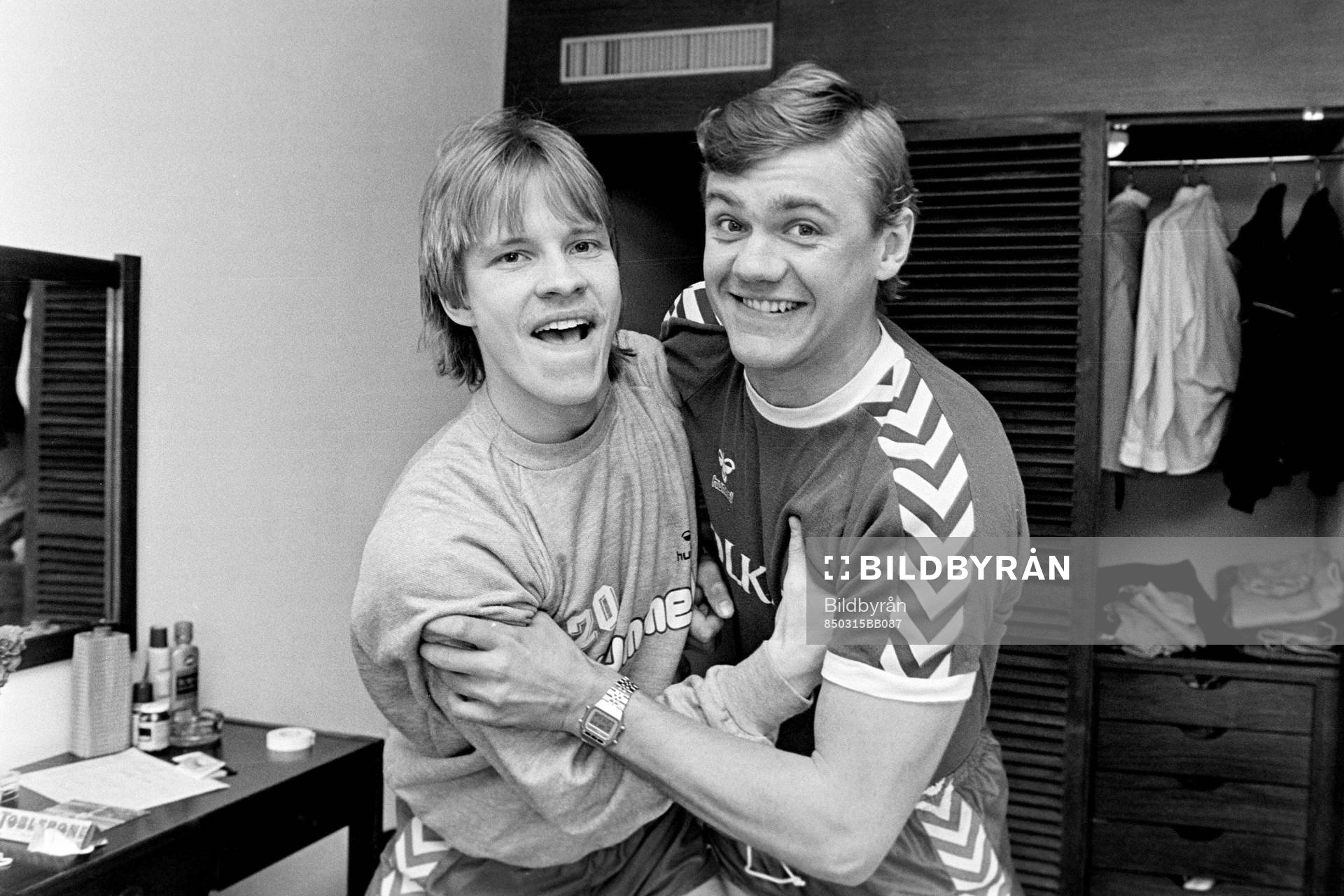 Fotboll, Allsvenskan, Brage, Förhands: Målvakterna Anders Ferm och Bengt Nilsson.
