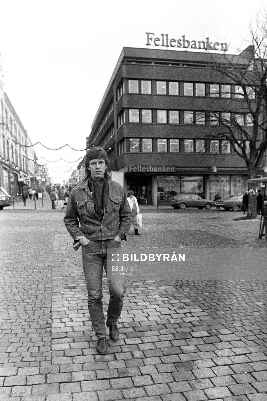 Anders Broström, Sarpsborg på stan