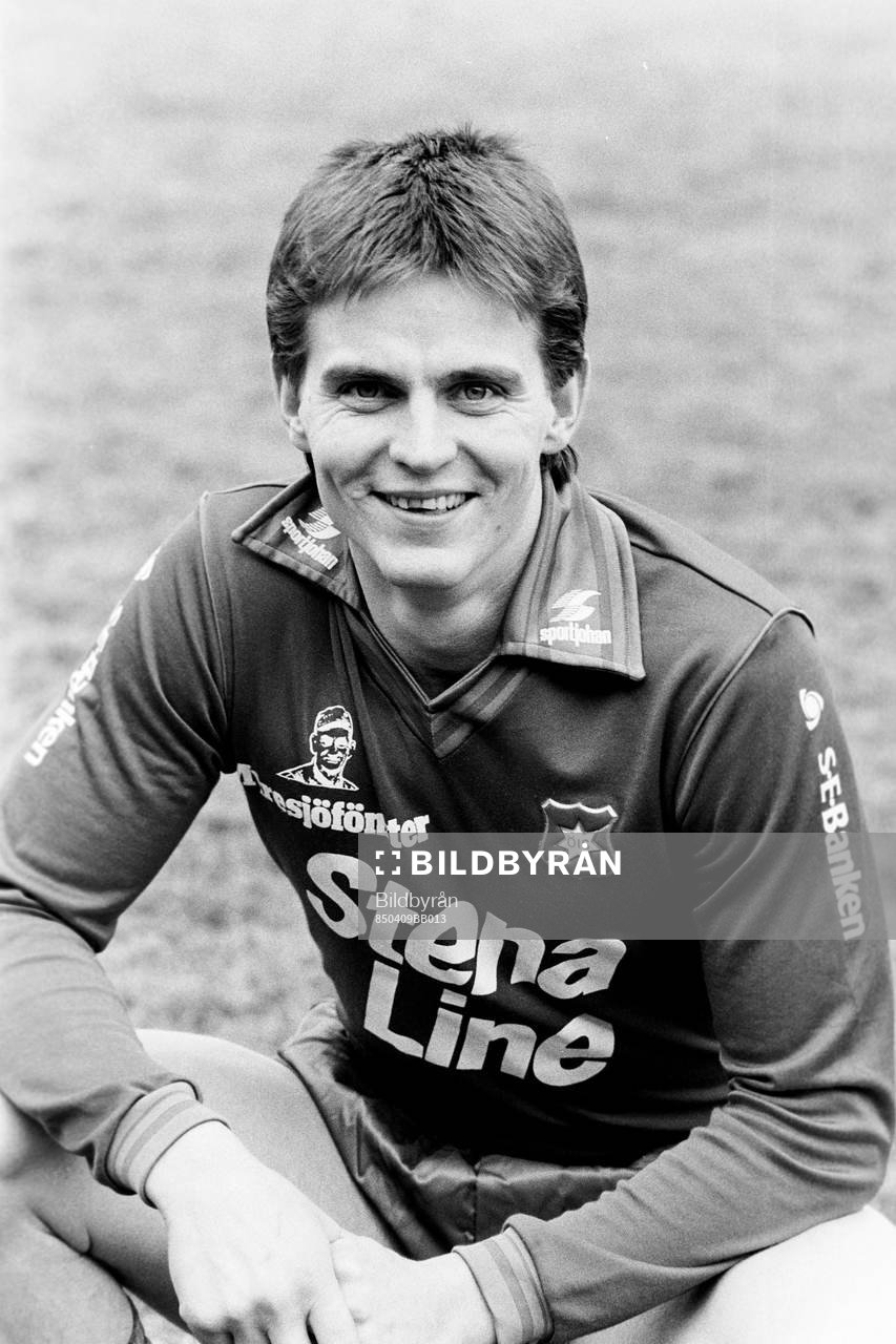 Fotboll, Allsvenskan, Örgryte, förhands: Dennis Olsson.
