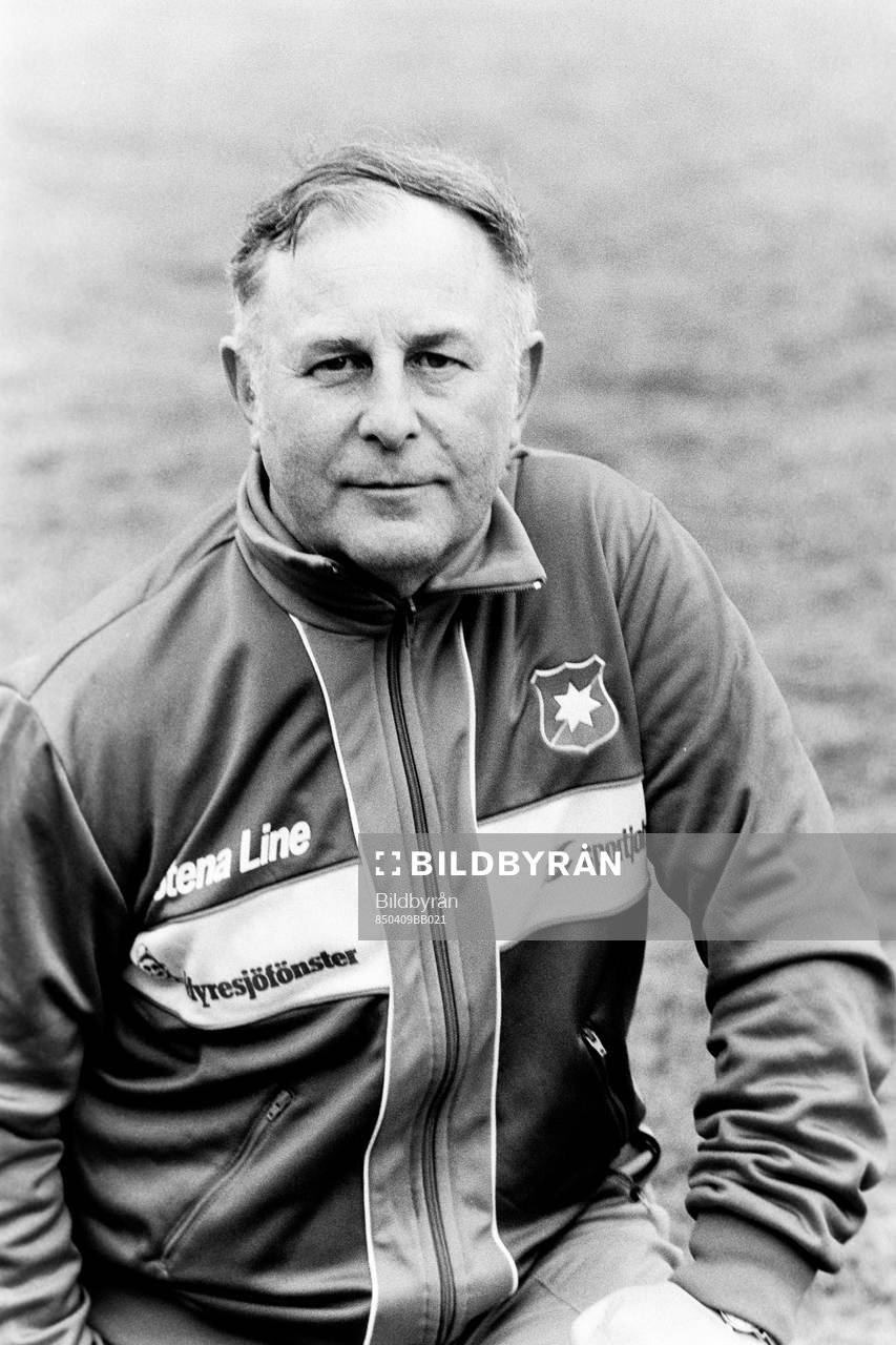 Fotboll, Allsvenskan, Örgryte, förhands: Dennis Skånberg, ass. tränare.
