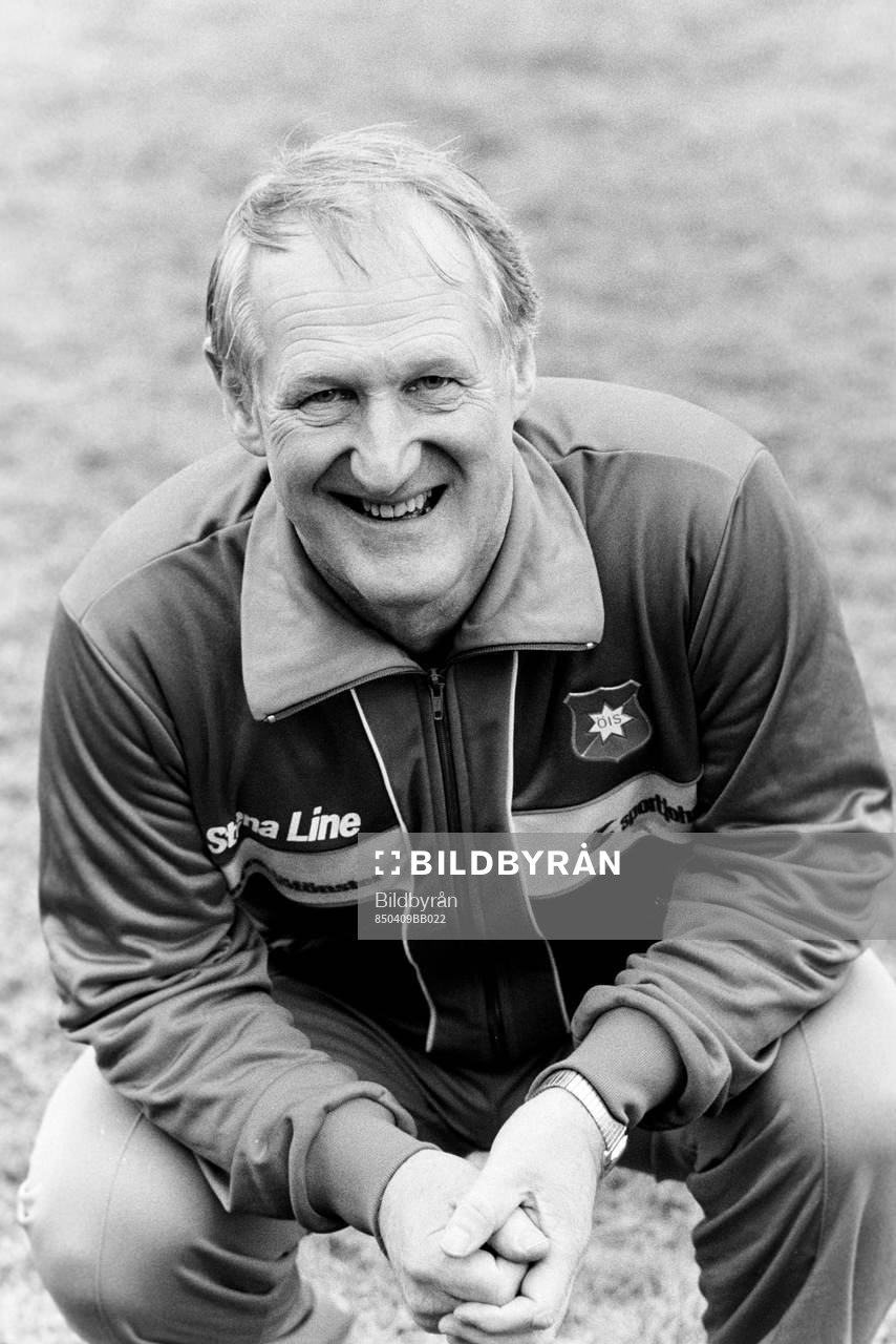 Fotboll, Allsvenskan, Örgryte, förhands: Raymond Carlsson, lagledare.
