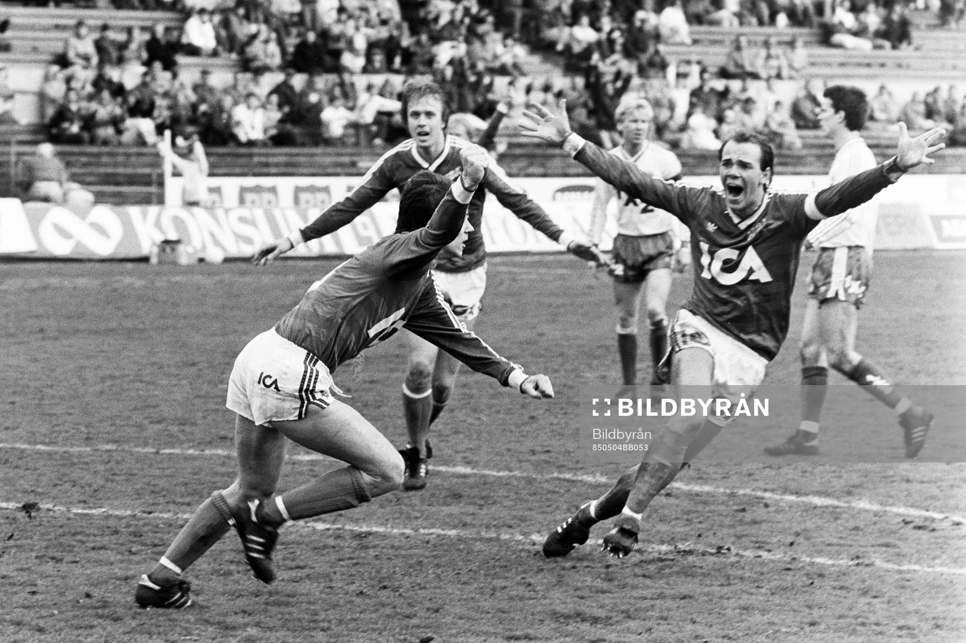 Halmstads Peter Andersson gör 1-0 till hemmalaget och