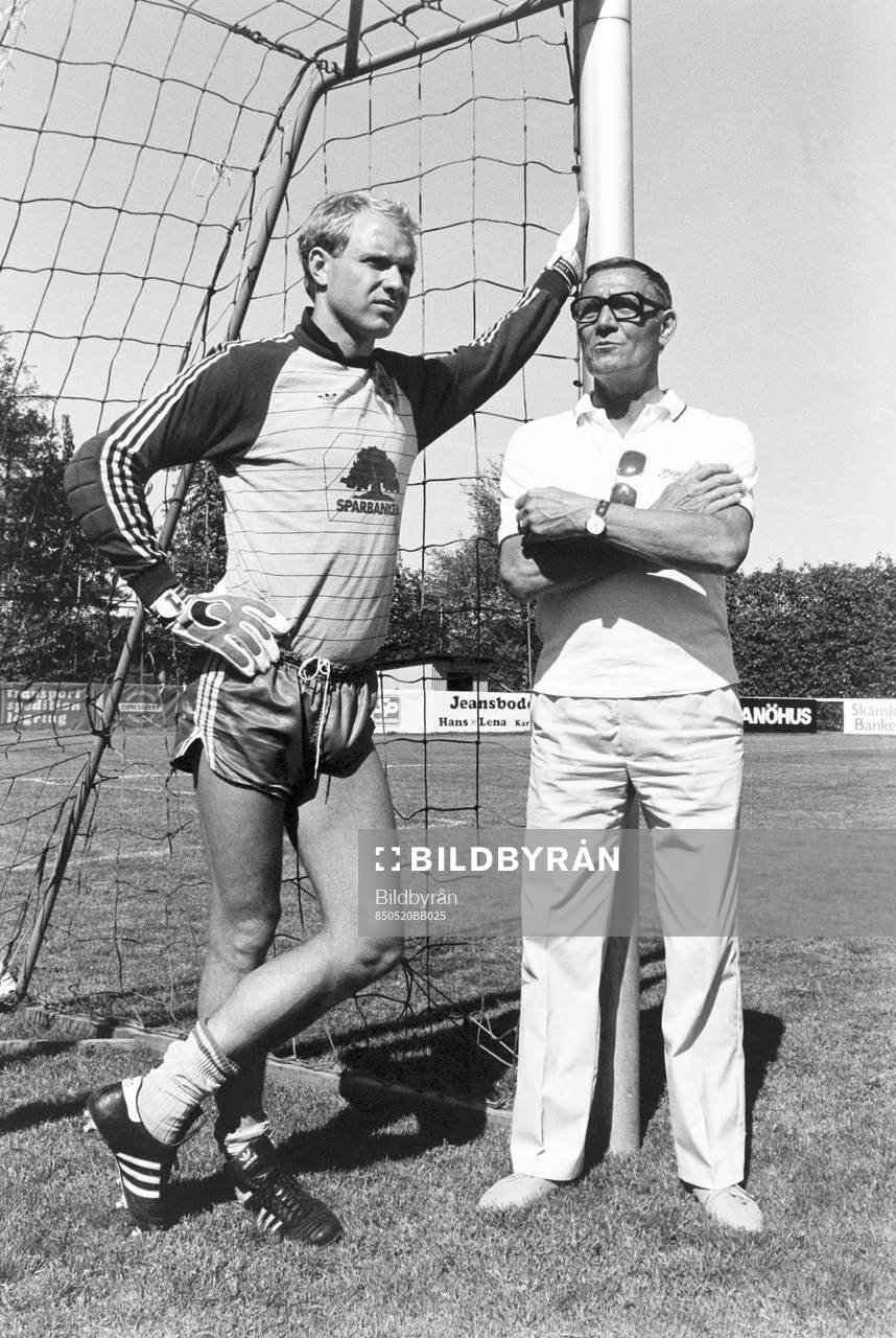 Fotboll, Sverige, målvakter. Thomas Ravelli och Kalle