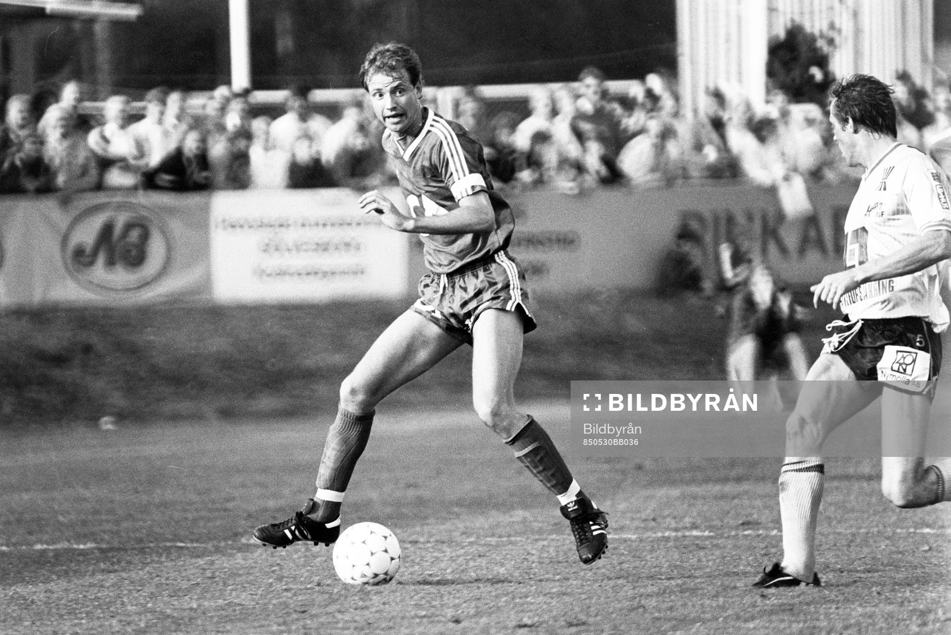 Andreas Ravelli, Öster med bollen