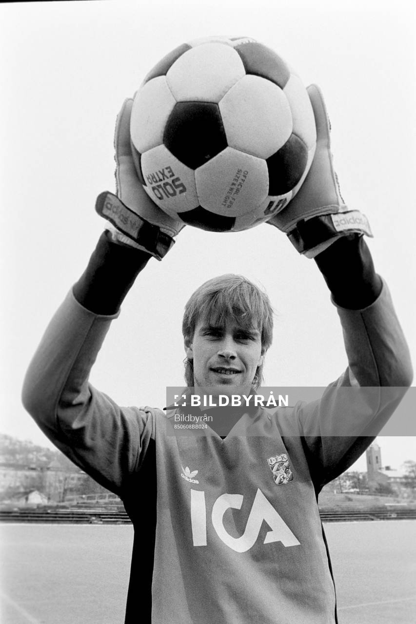 Fotboll, Allsvenskan, IFK Göteborg, förhands: Ove Tobiasson, målvakt.