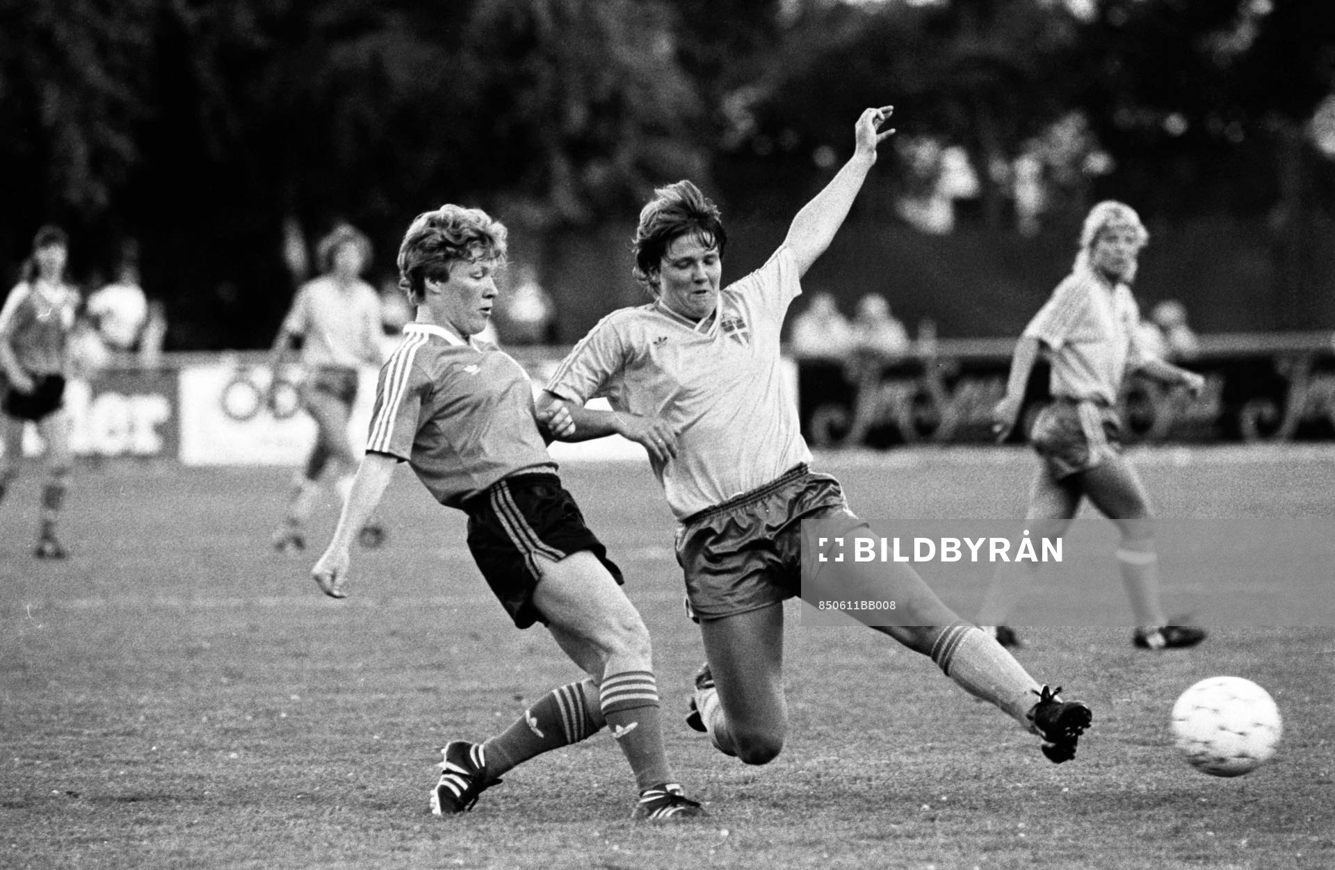 Pia Sundhage är först på bollen