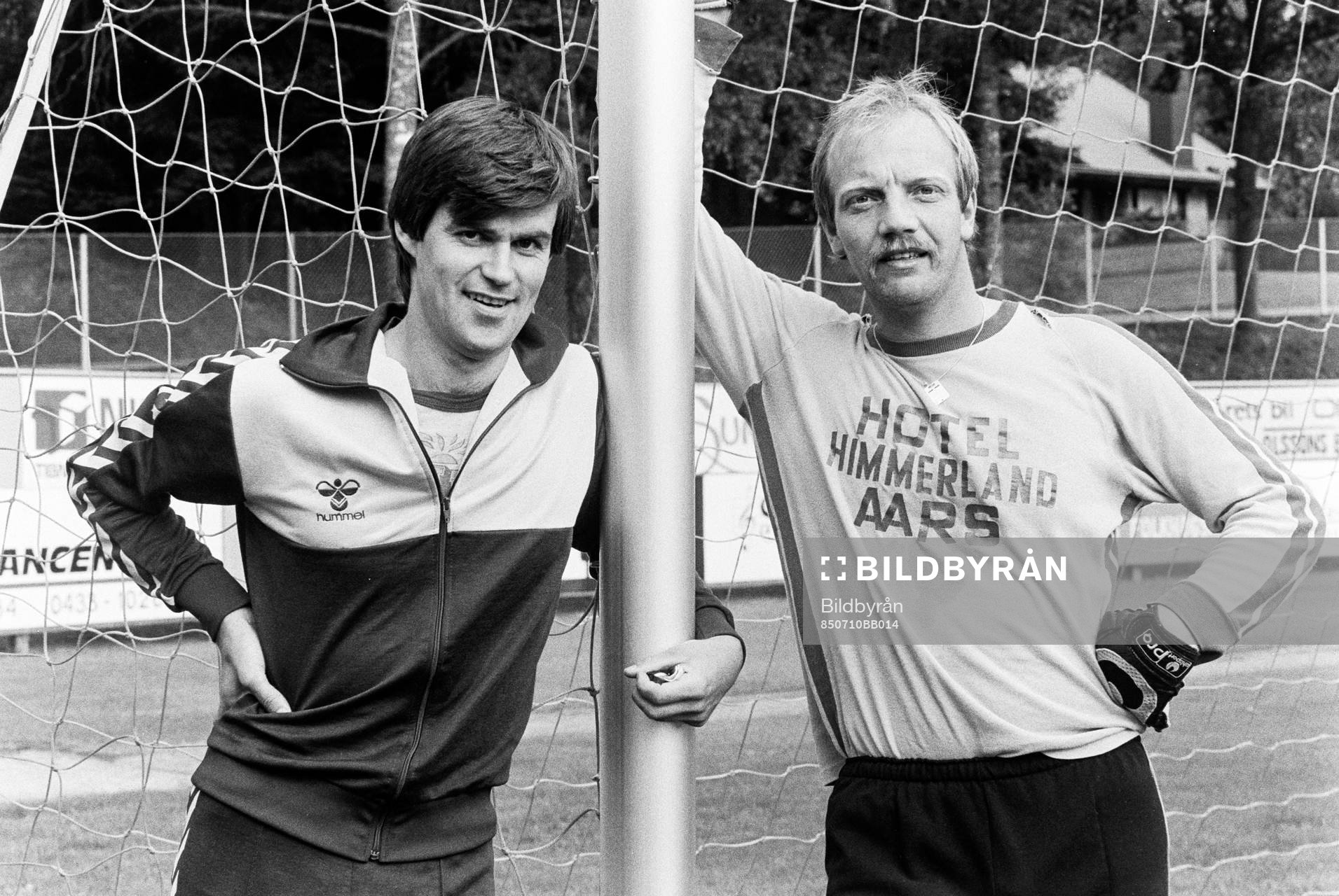 Kurt-Arne Bergstrand och John Mikkelsen, målvakt i Markaryd