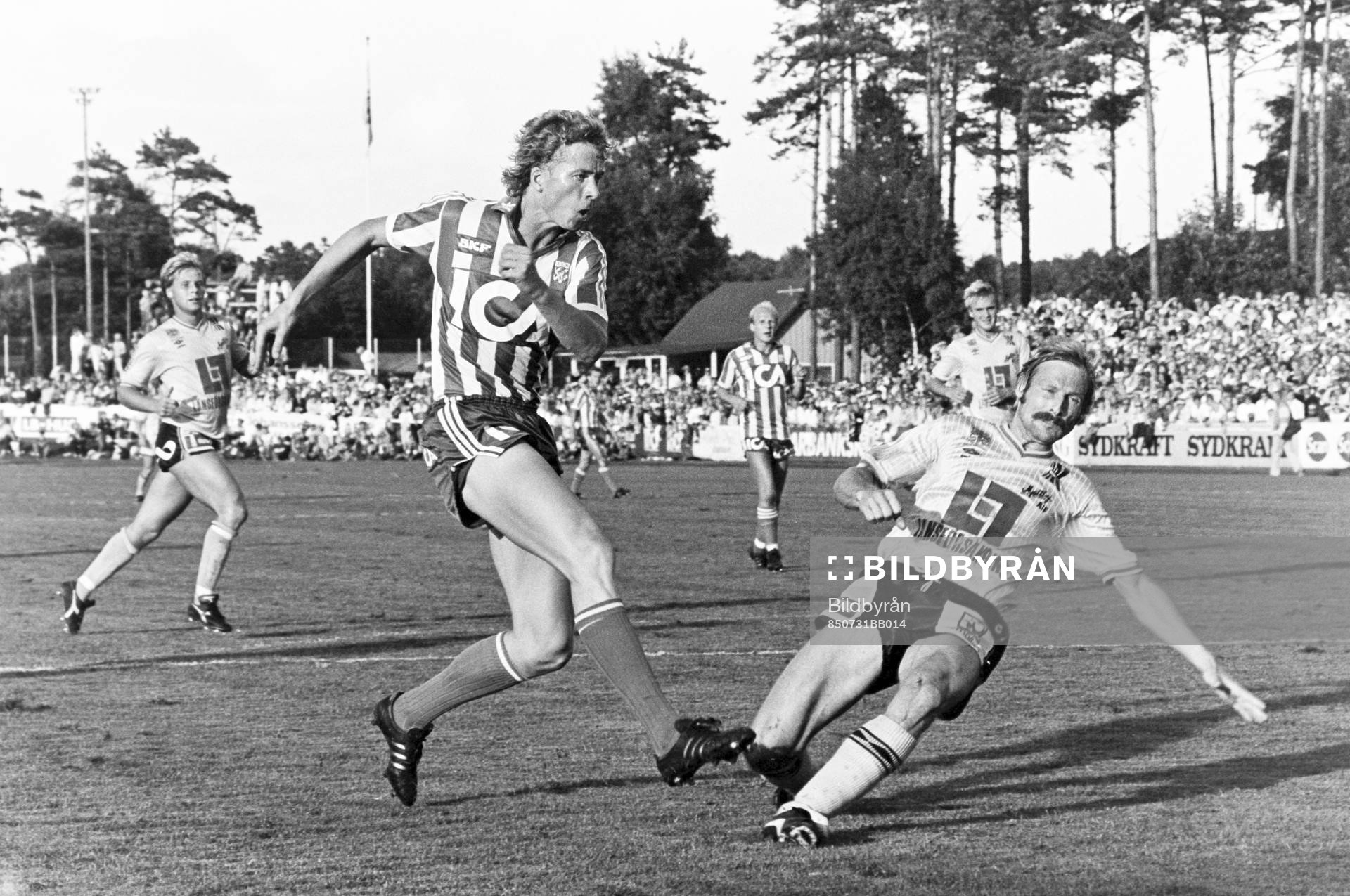 Johnny Ekström, Göteborg i skottagen och mjällbys
