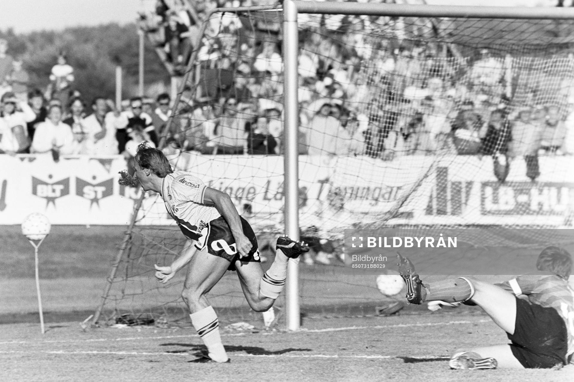 Bo Andersson, Mjällby fri med göteborgs målvakt Thomas