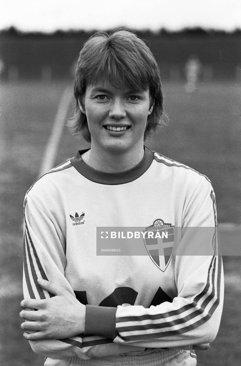 Lena Videkull, Sverige