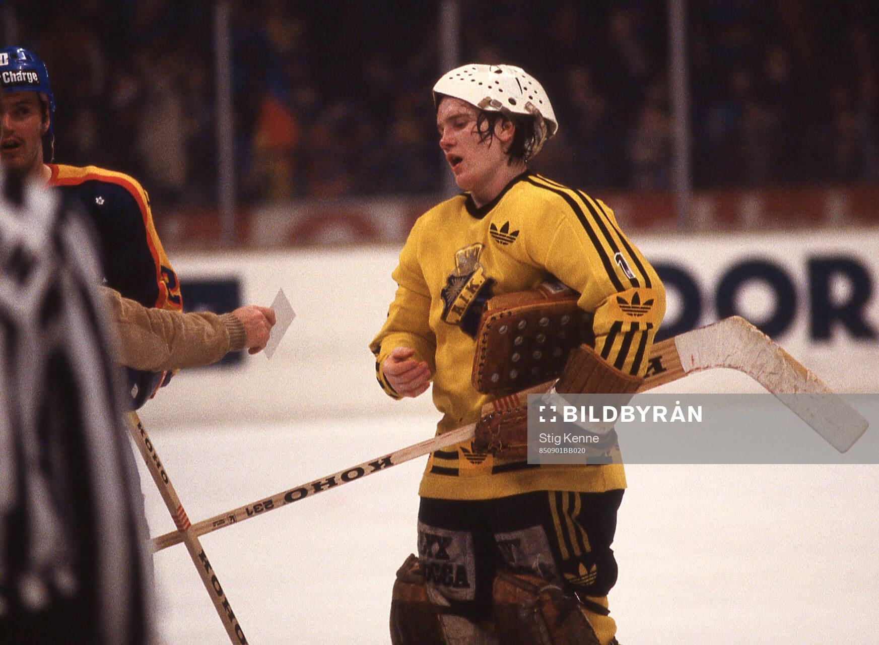 Goaltender Pelle Lindbergh of AIK in Elitserien in
