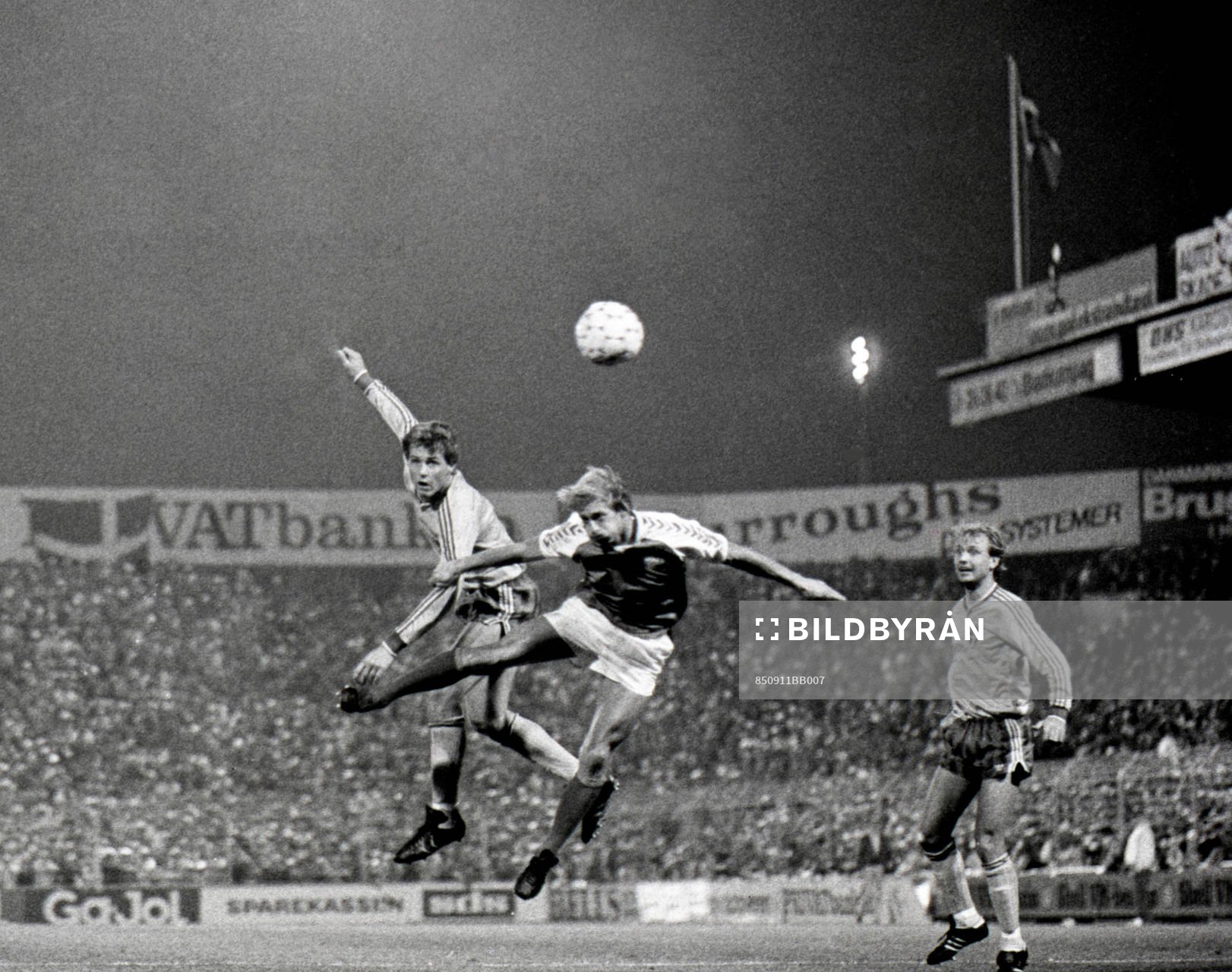 Glenn Hysén och Andreas Ravelli, Sverige