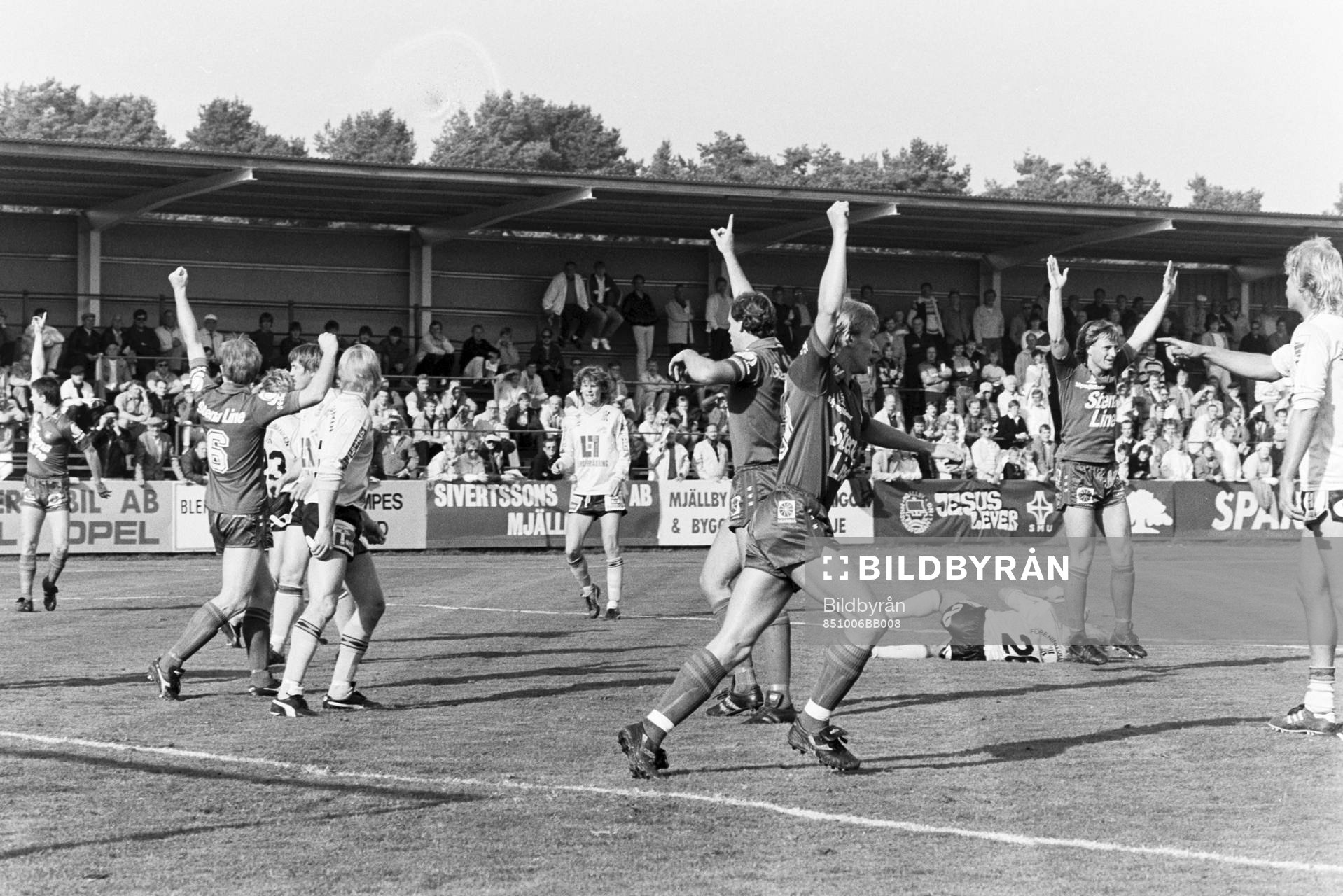 Fotboll, Allsvenskan, Mjällby - Örgryte, 1-6: Jubel i Örgryte efter mål.