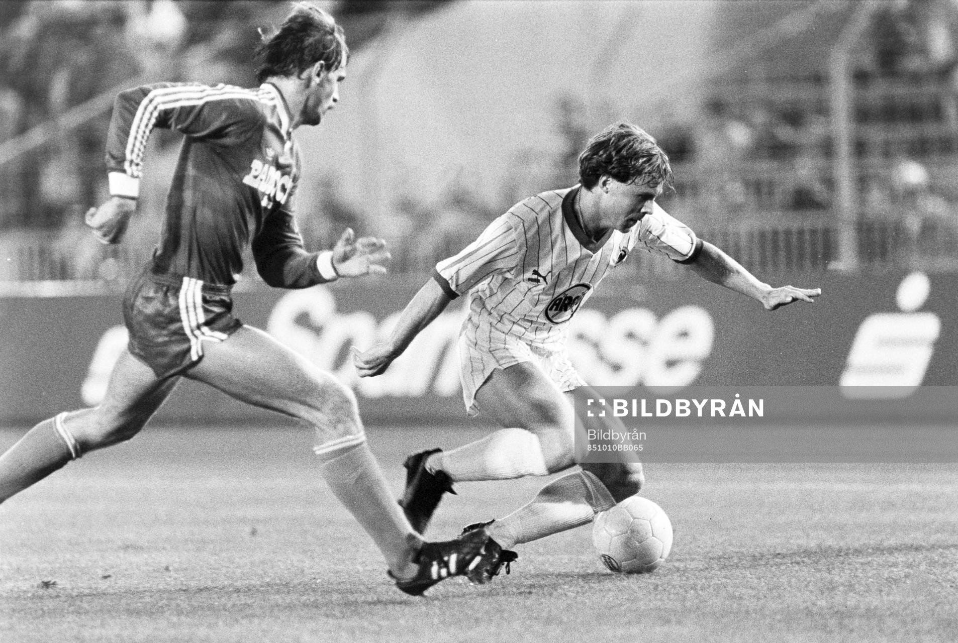 Hans Holmqvist, Fortuna Düsseldorf med bollen