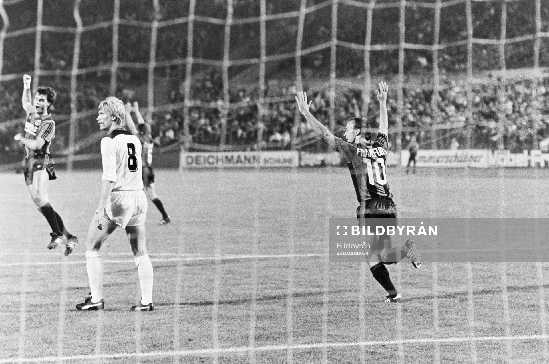 Fotboll, Bundesliga, Eintracht Frankfurt - Borussia Mönchengladbach, 1-1: Jan Svensson, Eintracht Frankfurt jublar efter mål.
