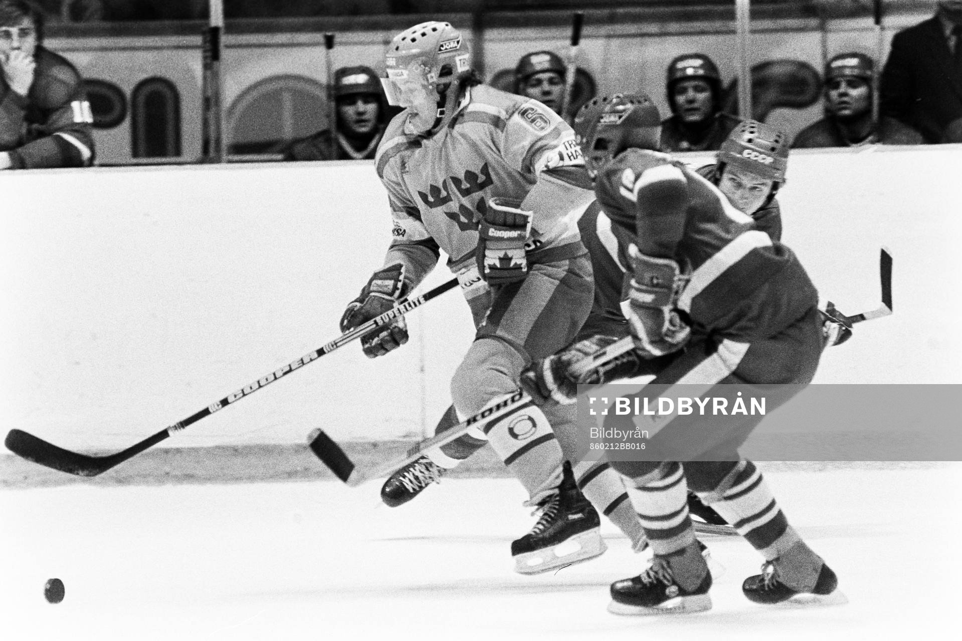 Lars Ivarsson, Sverige med pucken