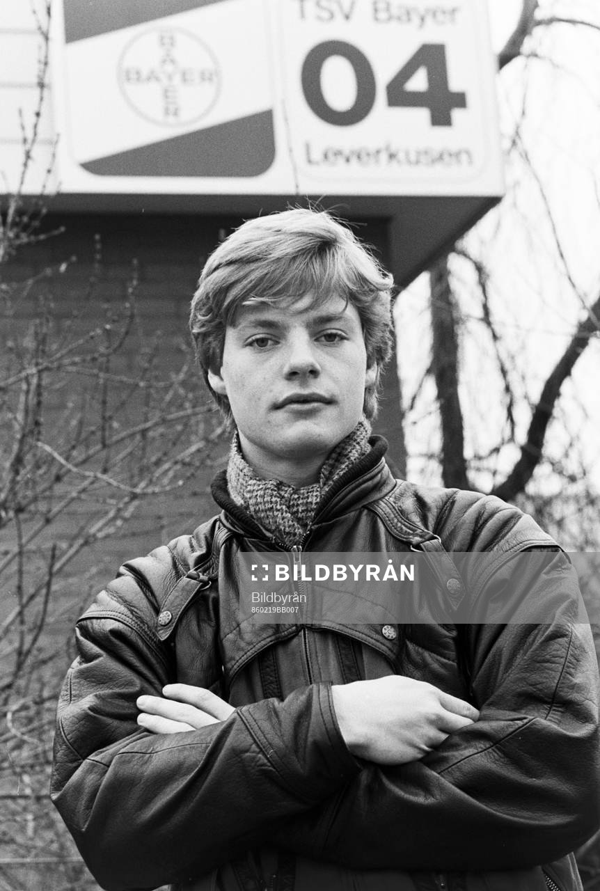 Stefan Schwarz utanför klubben