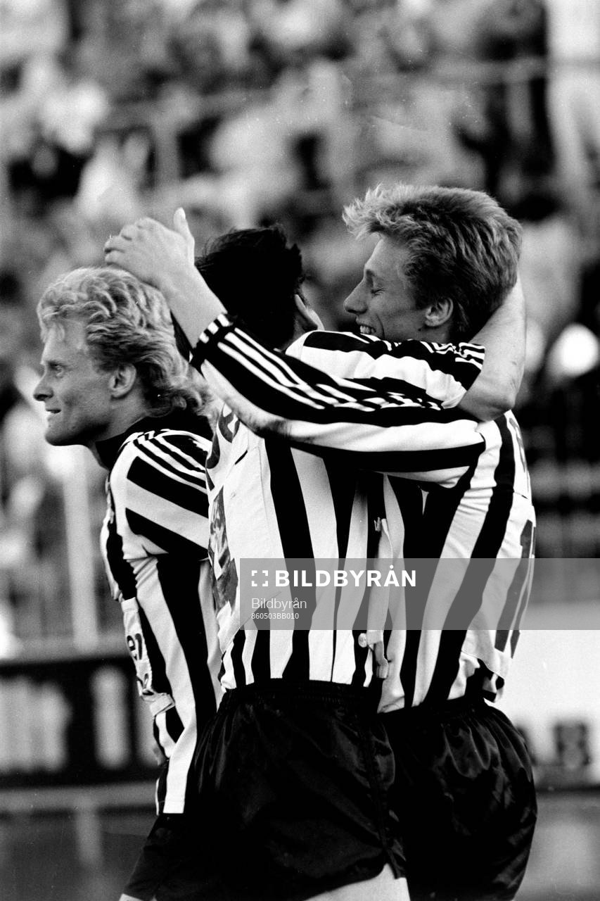 Fotboll, Div 2 Södra, Landskrona - Helsingborg, 1-0: Jubel i Landskrona efter mål.
