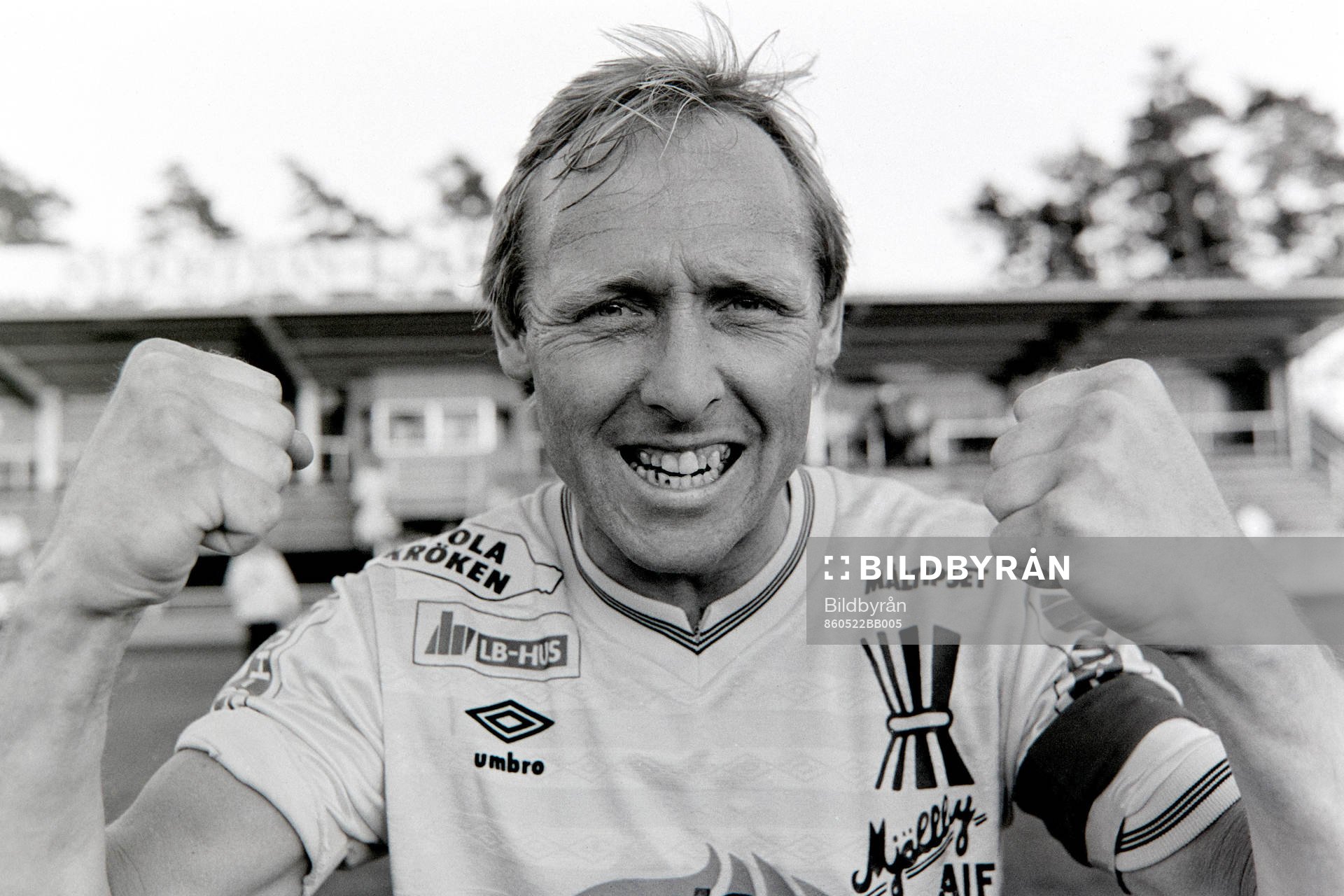 Mjällbys Sven-Bertil Andersson jublar