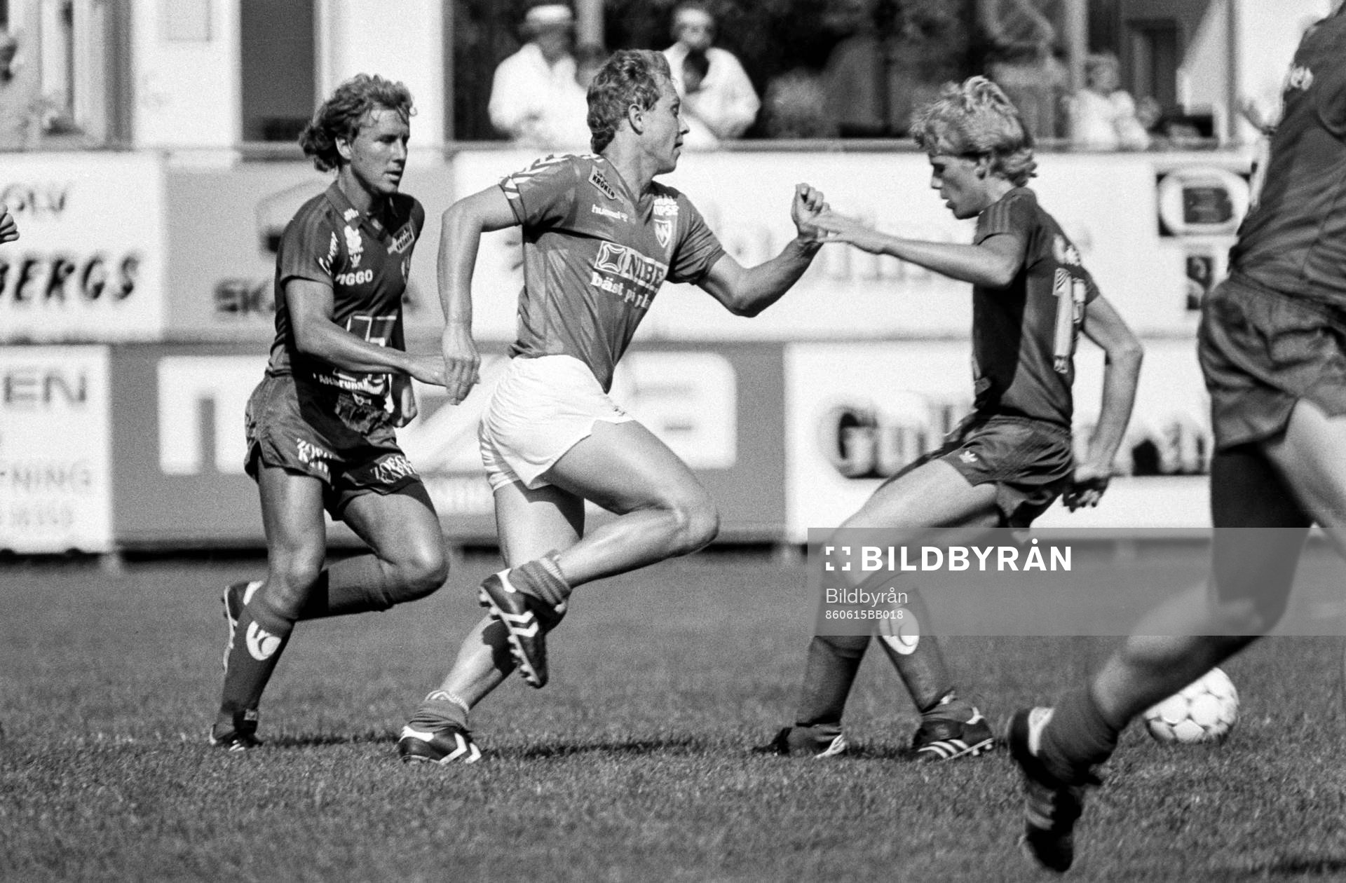 Fotboll, Div 2 Södra, Markaryd - Helsingborg, 0-2