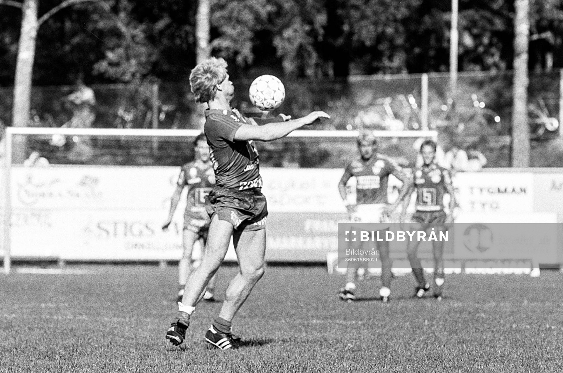Fotboll, Div 2 Södra, Markaryd - Helsingborg, 0-2: Sven-Åke Landgren, Helsingborg. 