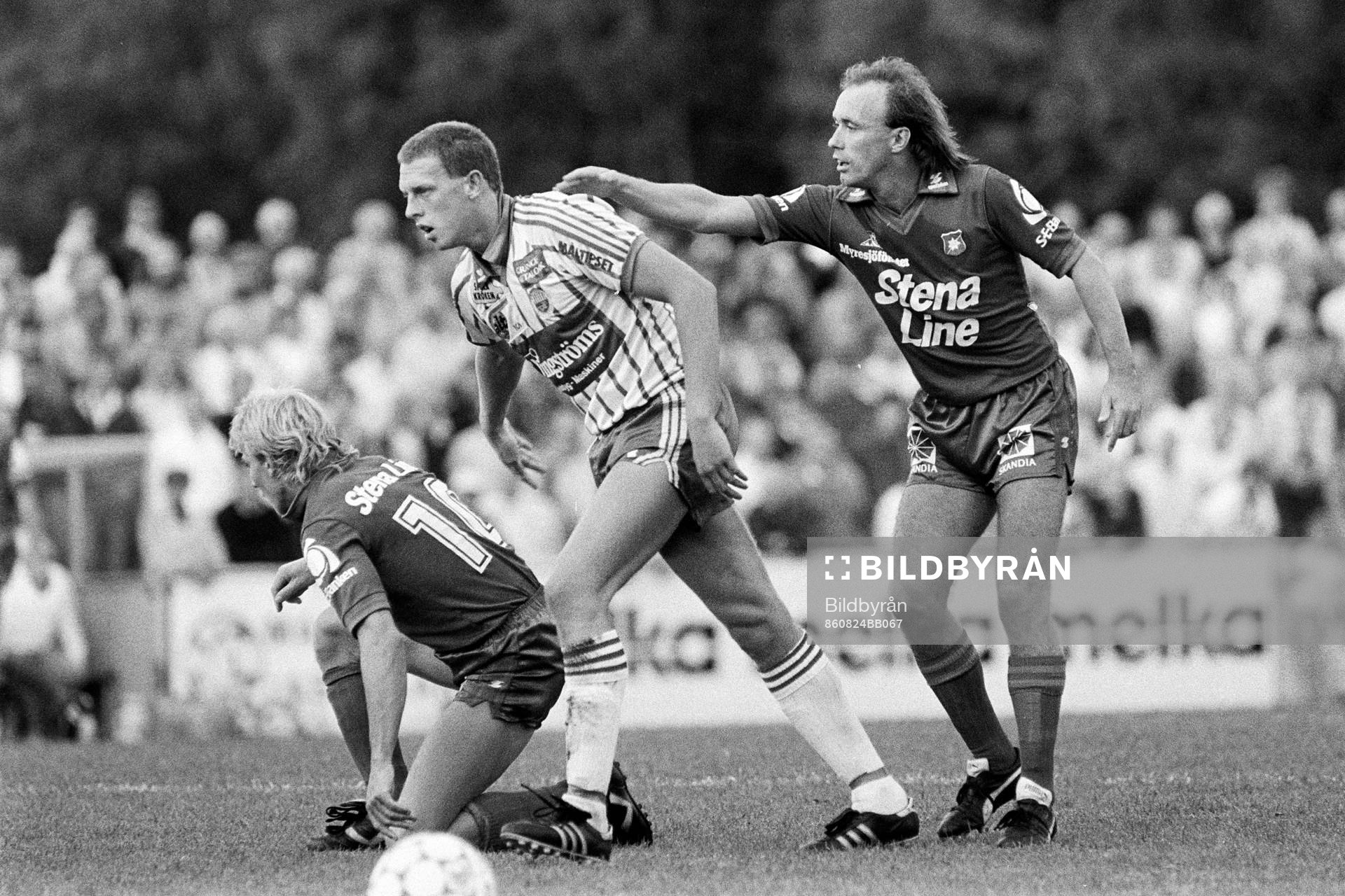Fotboll, Skandiacupen, Västra Frölunda - Örgryte, 6-4: Sammy McIlroy, Örgryte.