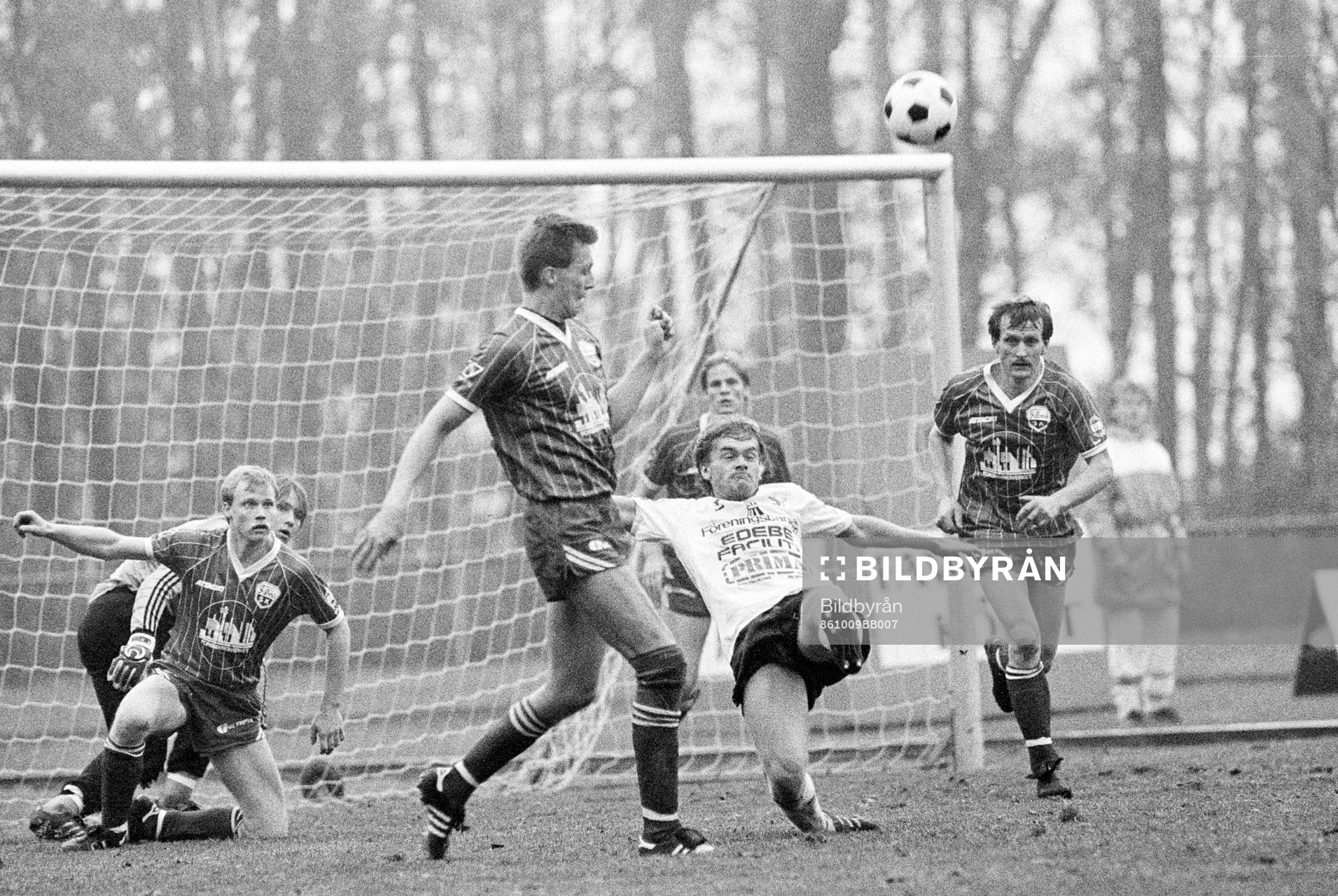 Kamp om bollen