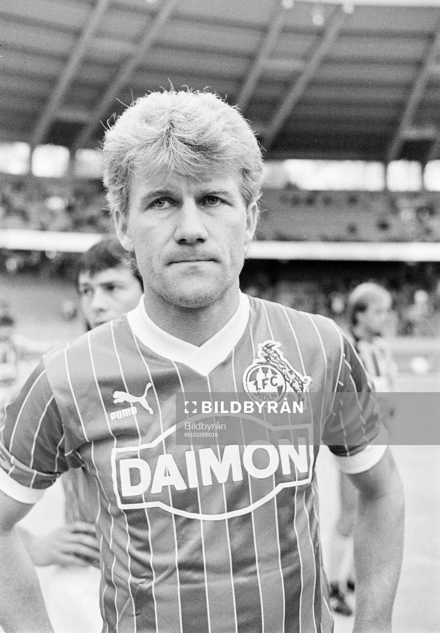 Fotboll, Tyska Cupen, FC Köln - Mannheim, 3-1: Morten Olsen, Köln