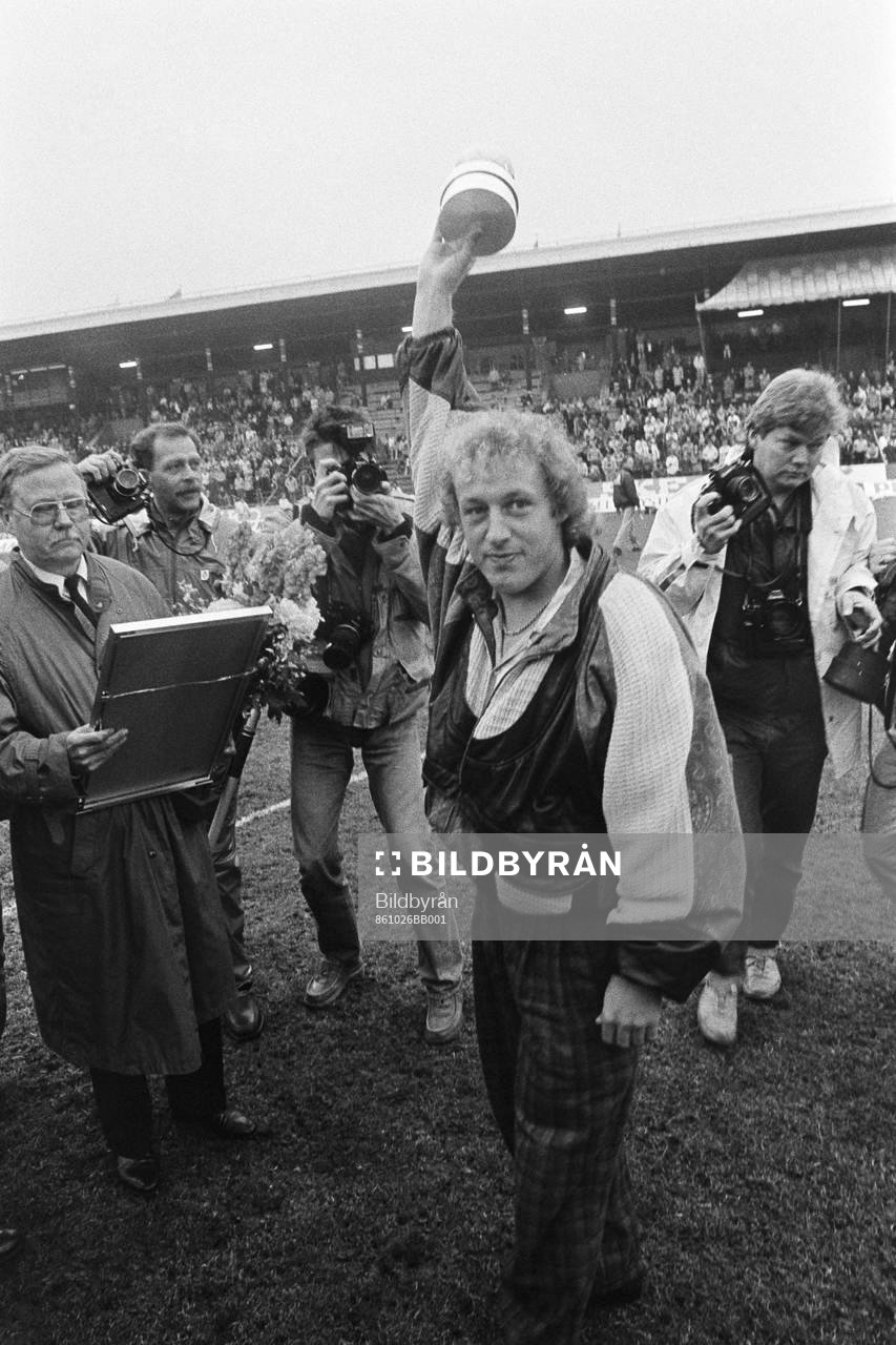 Robert Prytz får Guldbollen