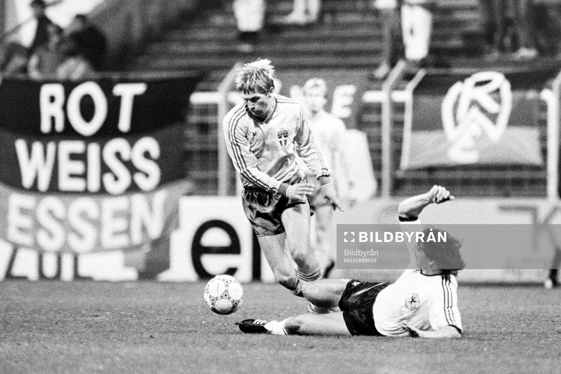 Fotboll, OS-Laget, Västtyskland - Sverige: Lennart Nilsson, Sverige. 