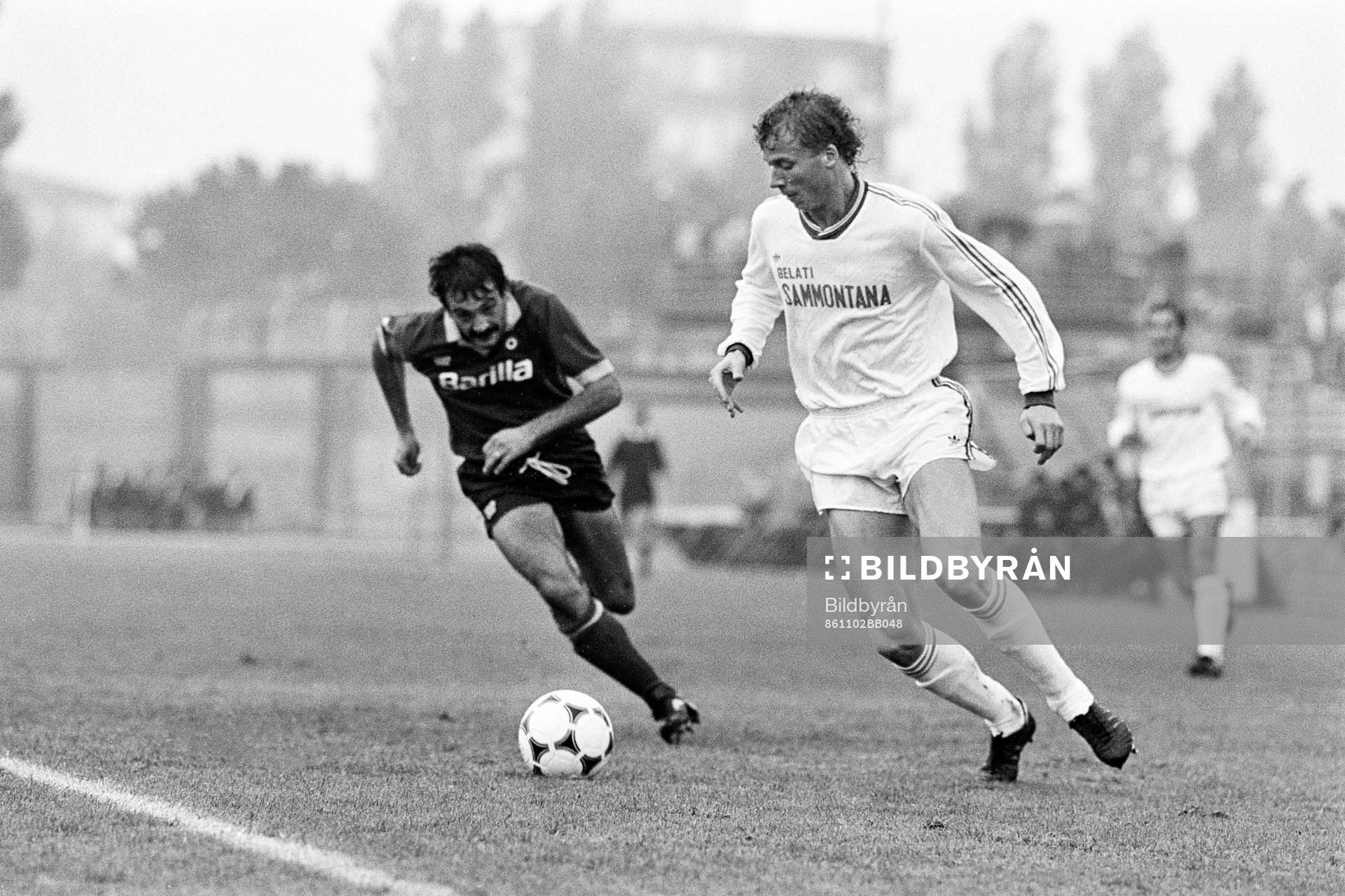 Fotboll, Serie A, Empoli - Roma, 1-3: Johnny Ekström, Empoli med bollen.
