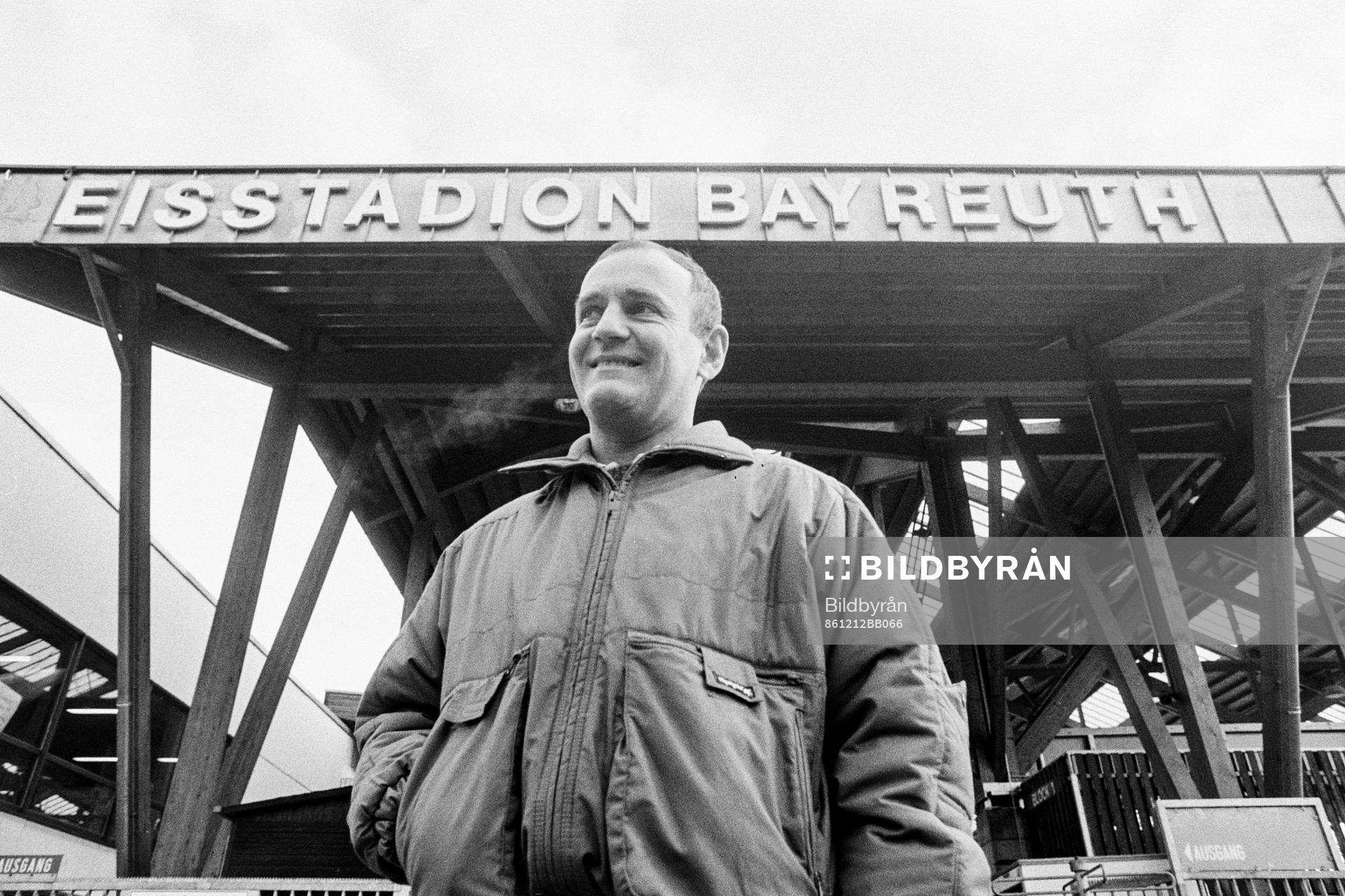 Ulf Sterner, Bayreuth utanför arenan