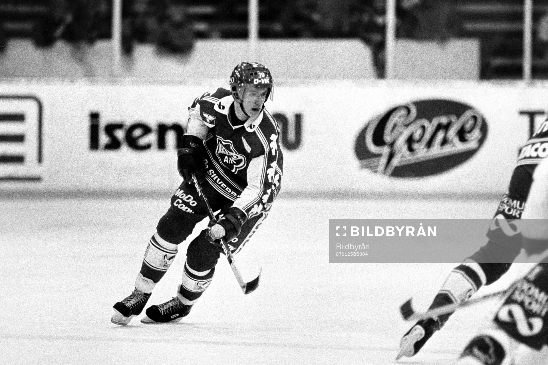 Anders Wikberg, Modo