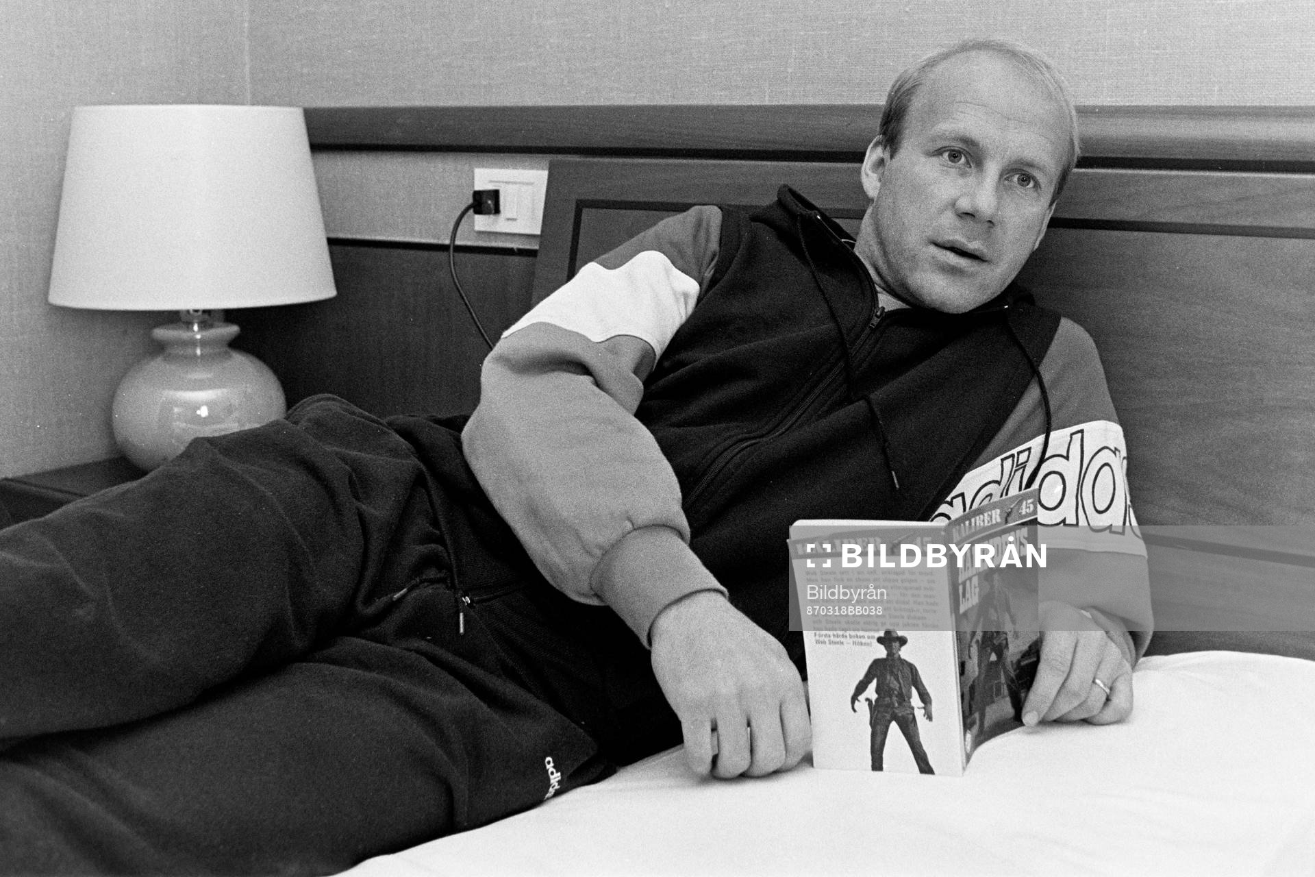 Tord Holmgren, Göteborg med en bok