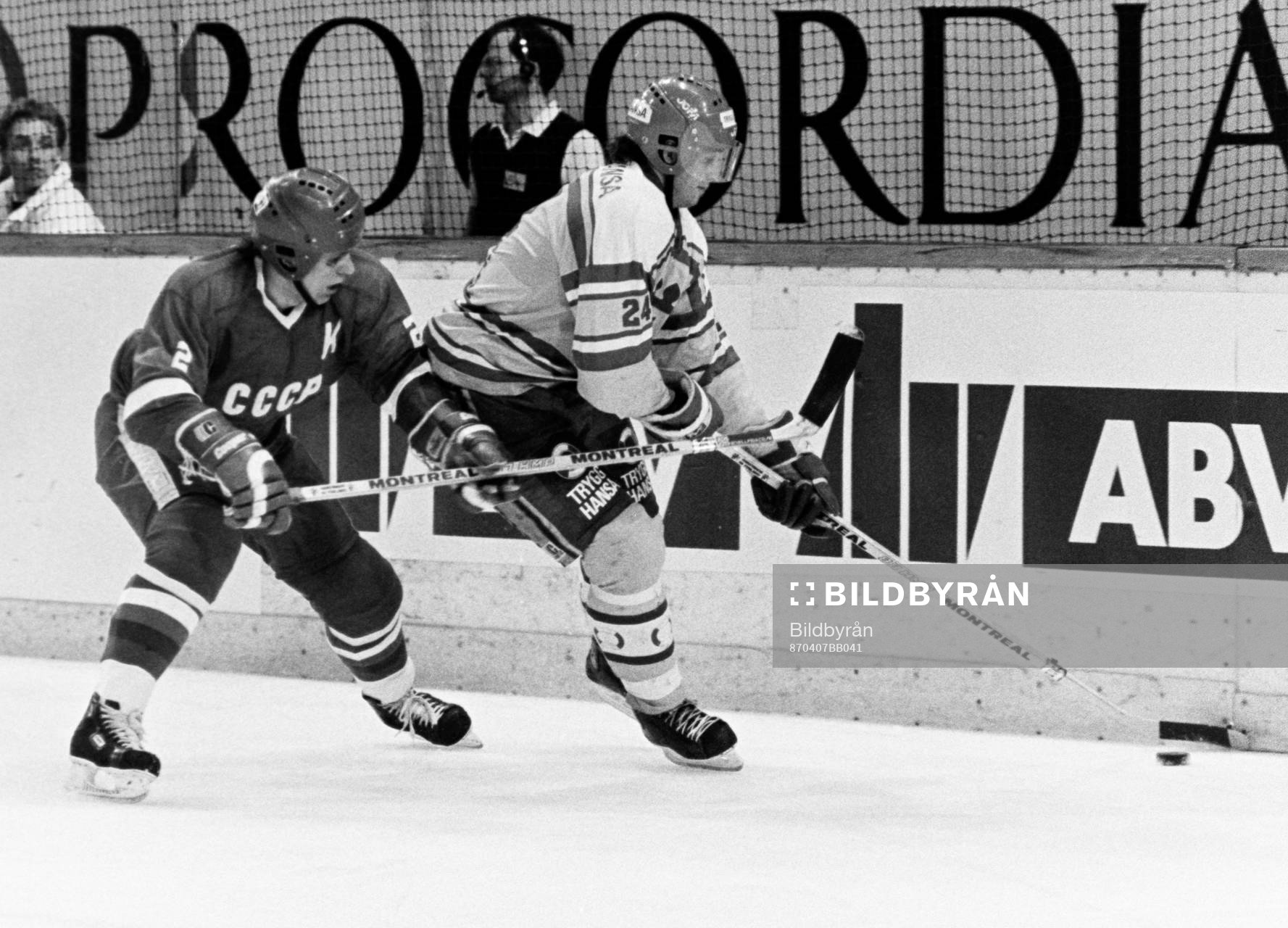 Sveriges Magnus Roupé med Vjatjeslav Fetisov, Sovjet i