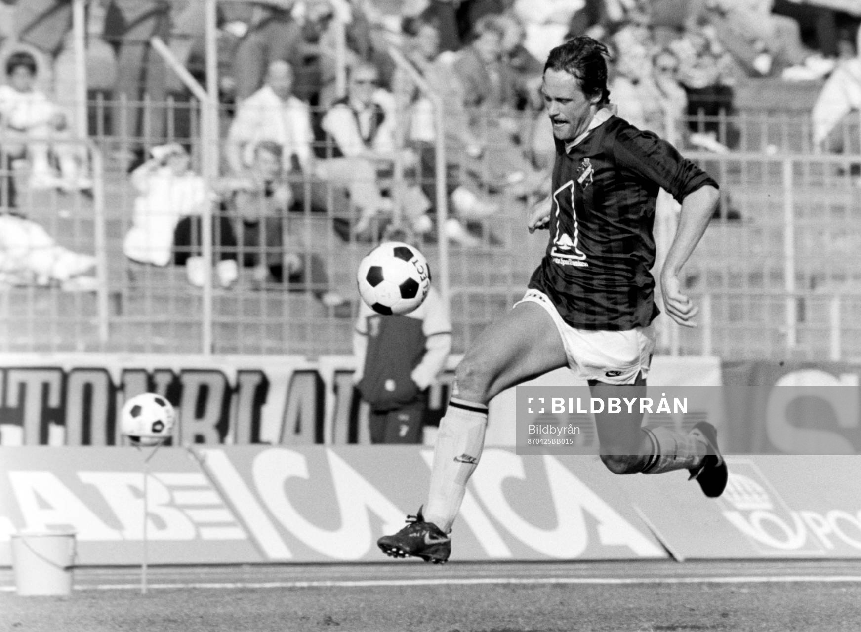 Thomas Andersson, AIK med bollen