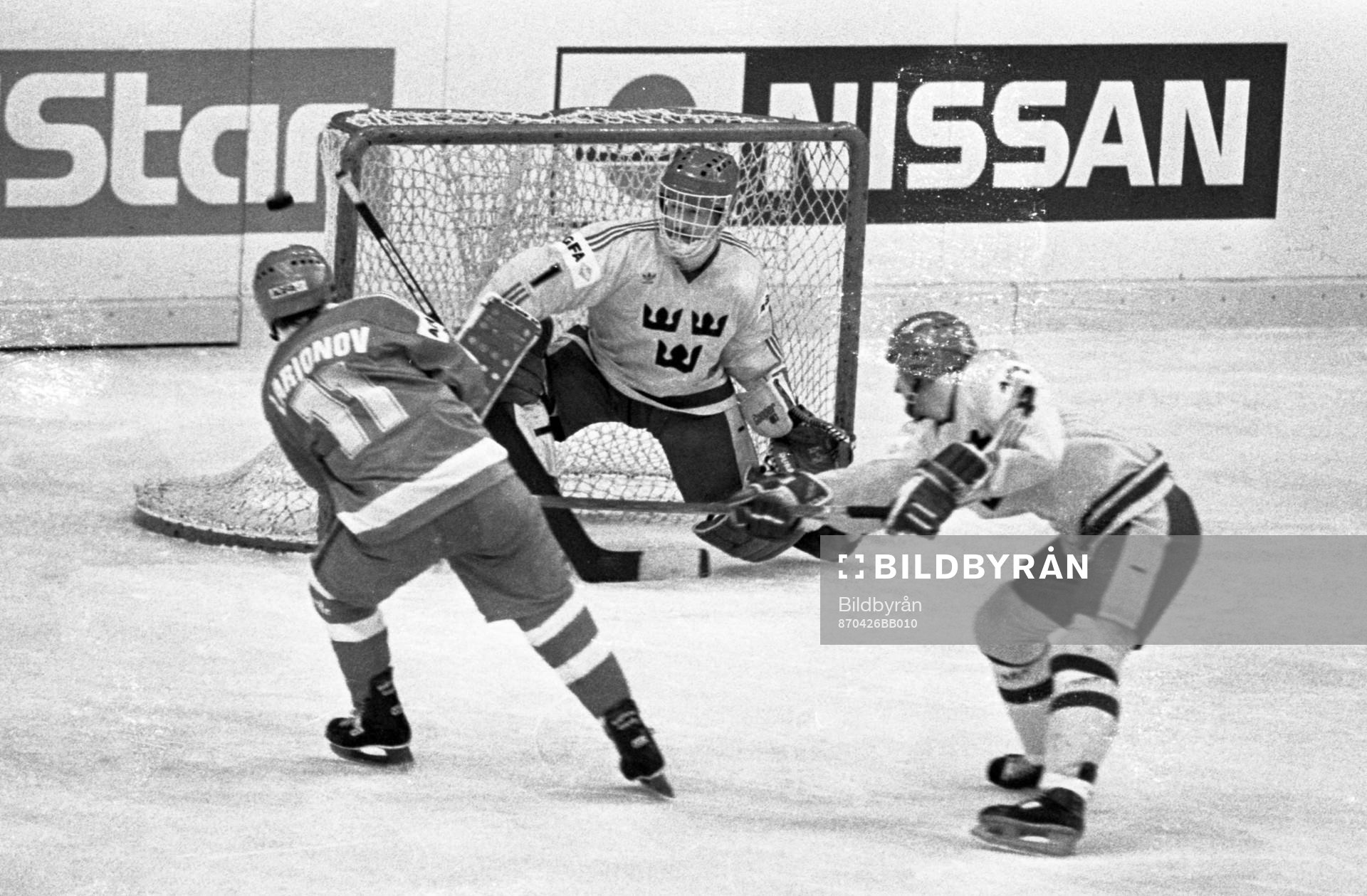 Larionov, Sovjet framför sveriges målvakt Peter Lindmark