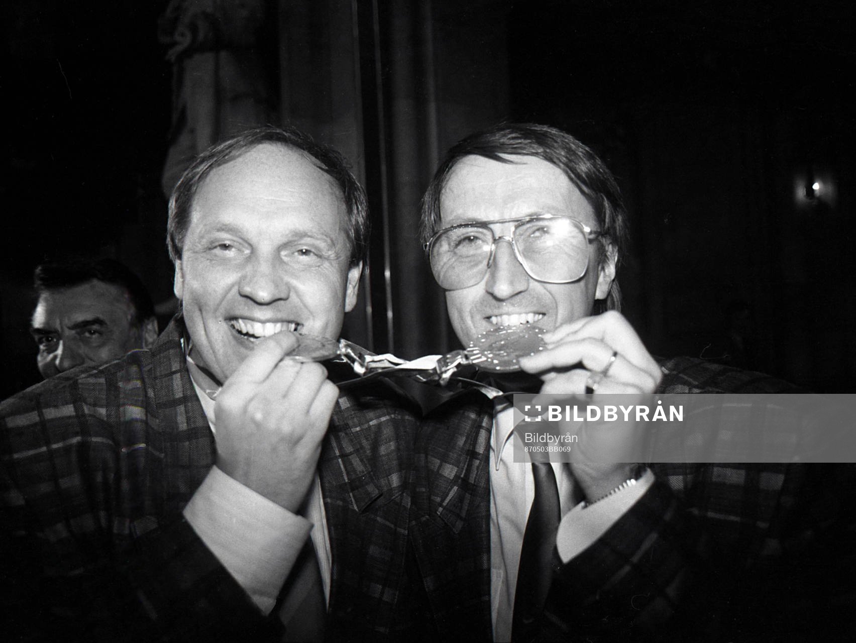 Tommy Sandlin, förbubdskaptenoch Curt Lindström biter i