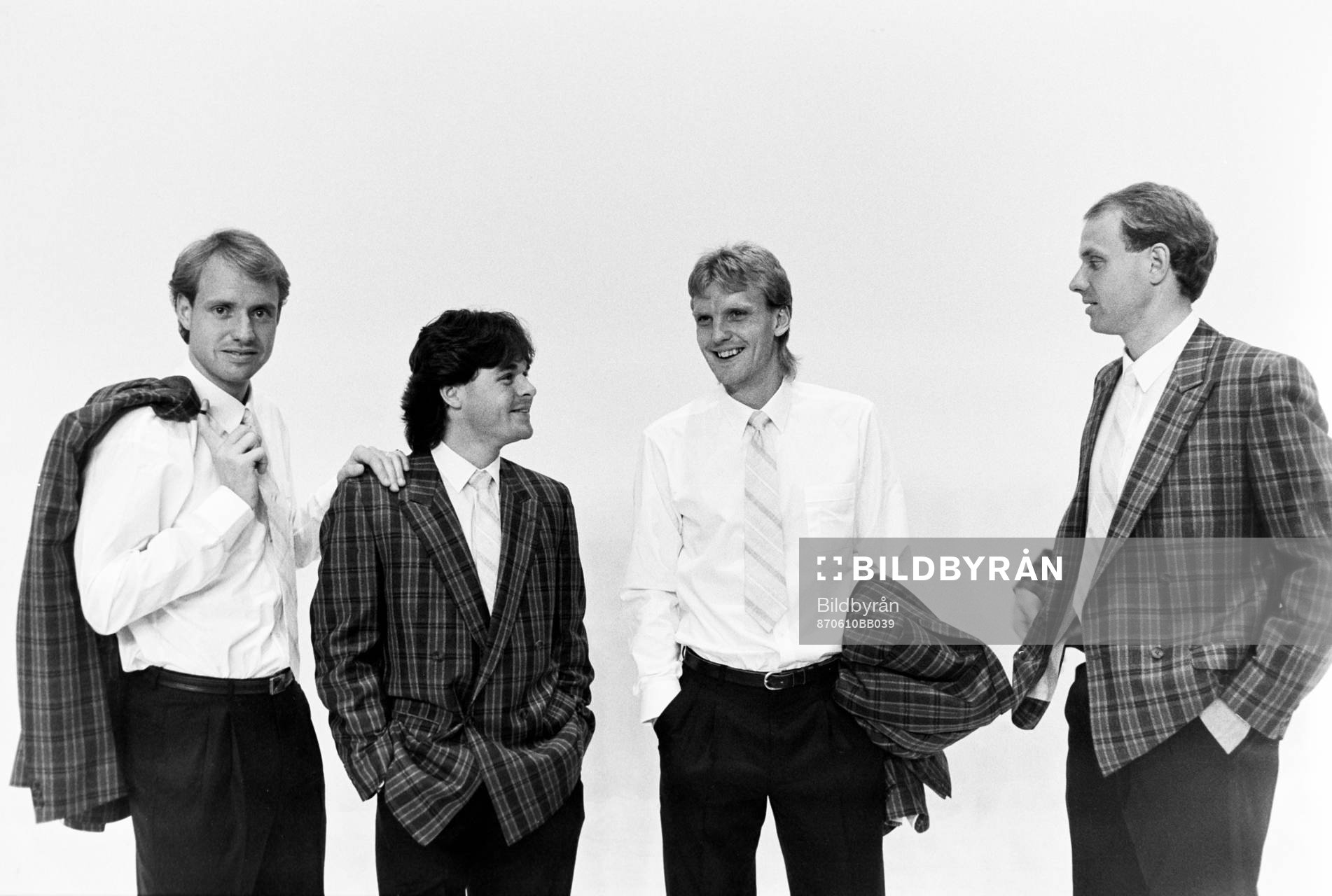 Fotboll, Landslaget, Sverige, reklamfotografering: Andreas Ravelli, Anders Limpar, Ulf Eriksson och Thomas Ravelli.