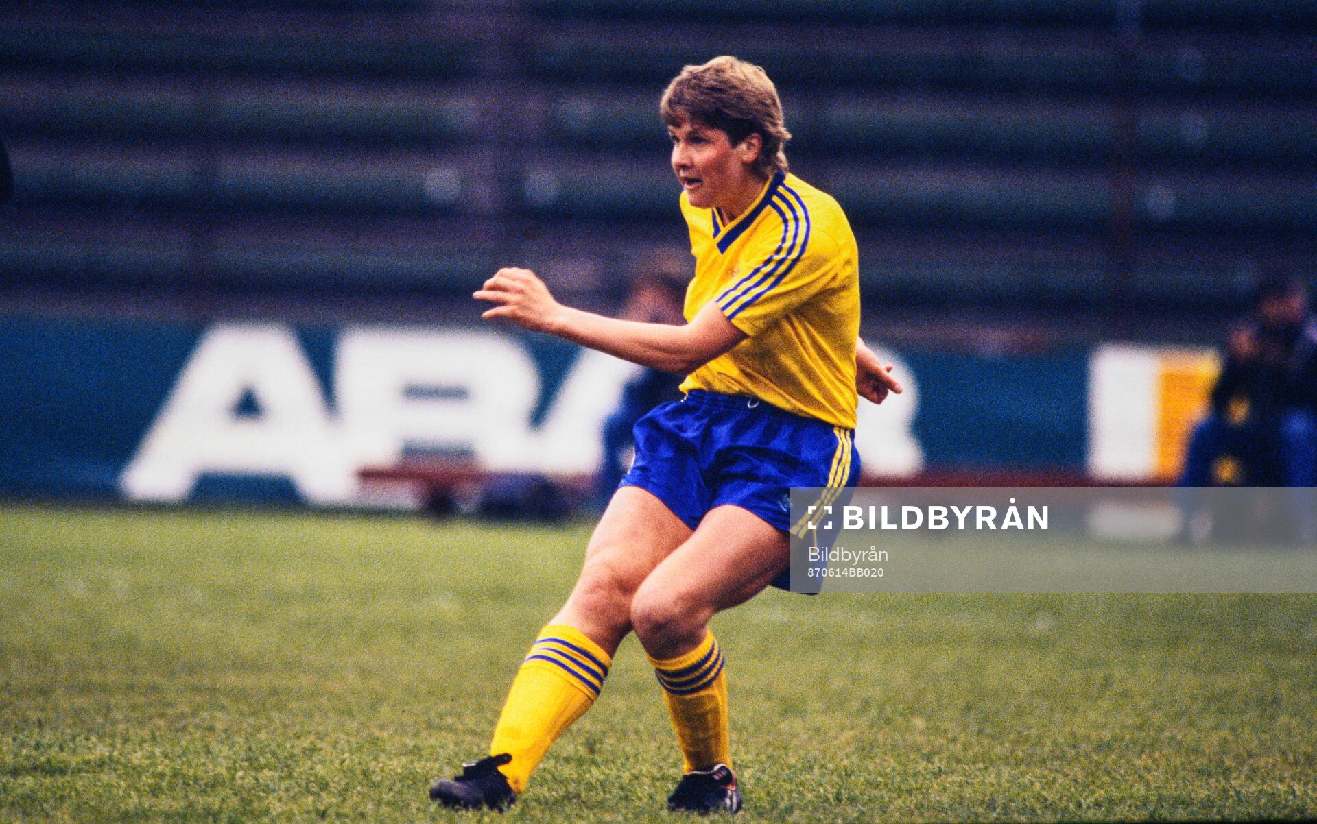 Pia Sundhage, Sverige