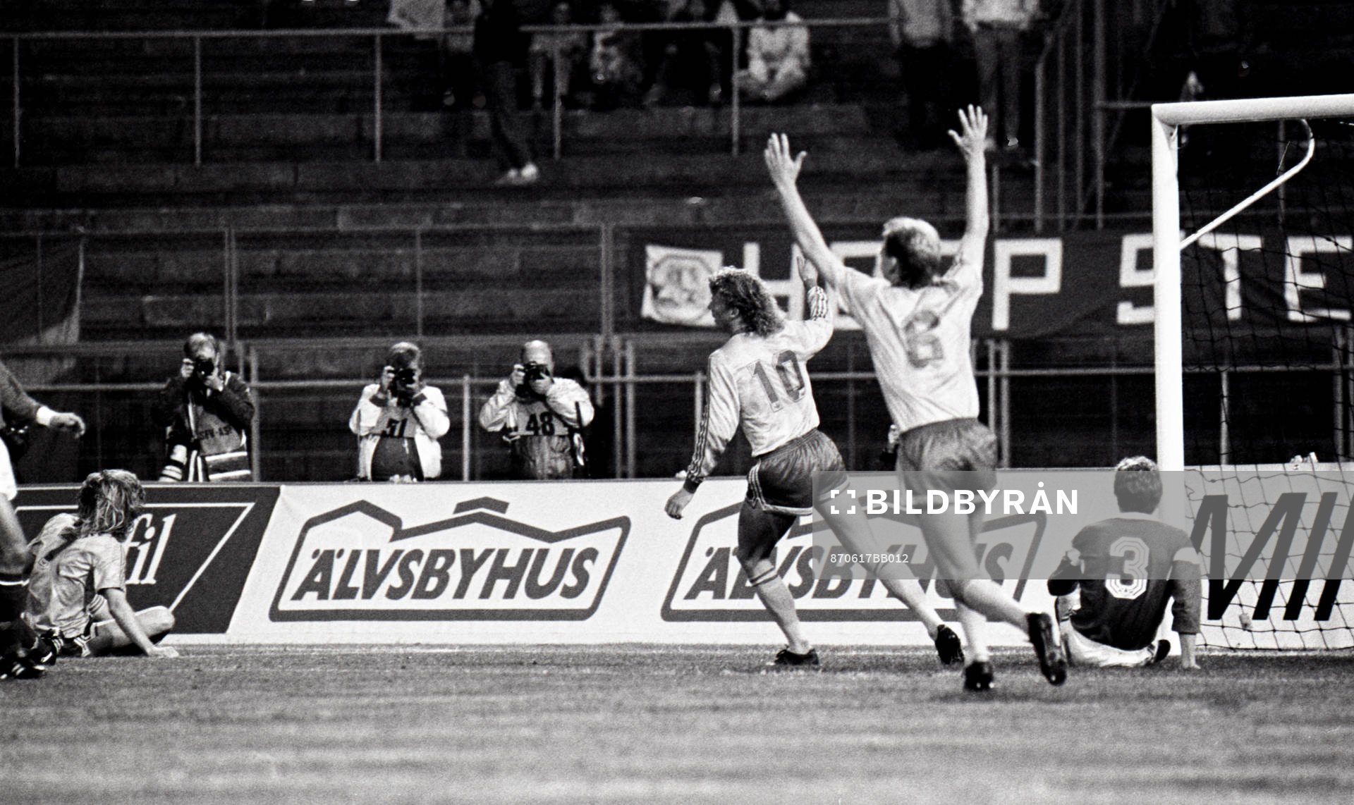 Johnny Ekström och Mats Magnusson, jubel, glädje