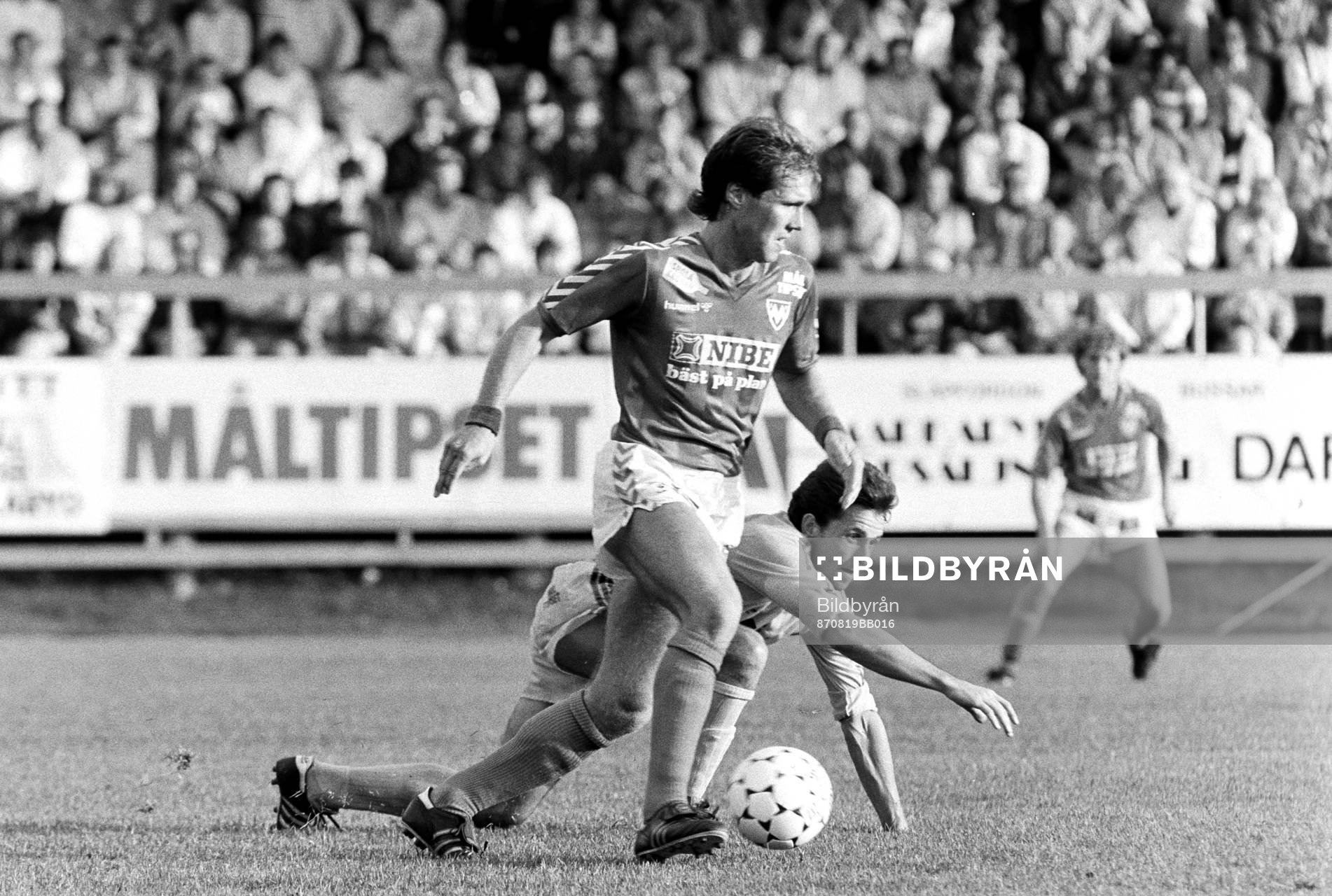 Markaryds Håkan Davidsson med bollen