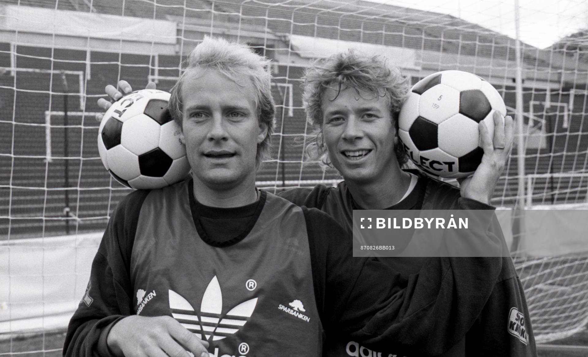 Mats Magnusson och Johnny Ekström, Sverige