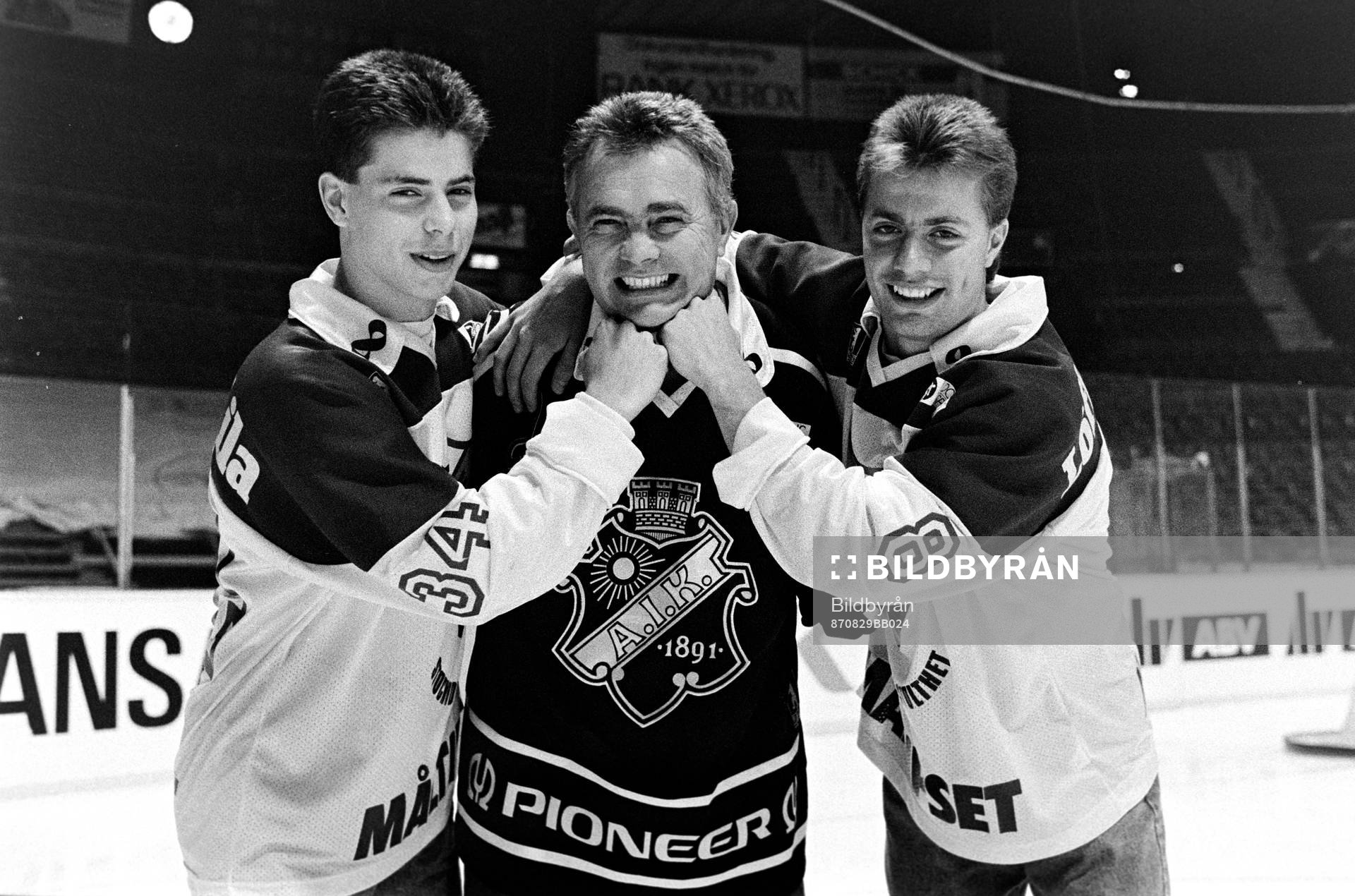 Lars-Gunnar Jansson, tränare i AIK med sönerna Stefan och