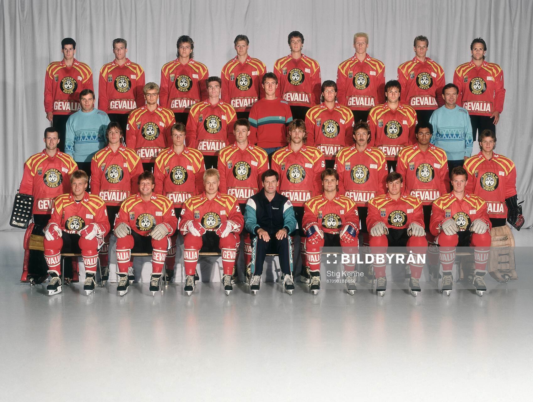 Spelare och personal i Brynäs