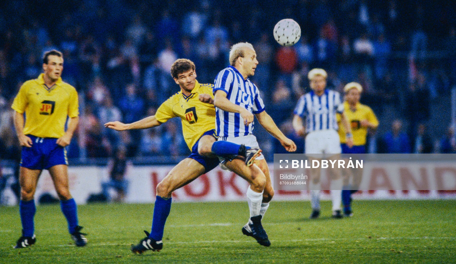 Göteborgs Tord Holmgren mot Bröndbys John Faxe Jensen