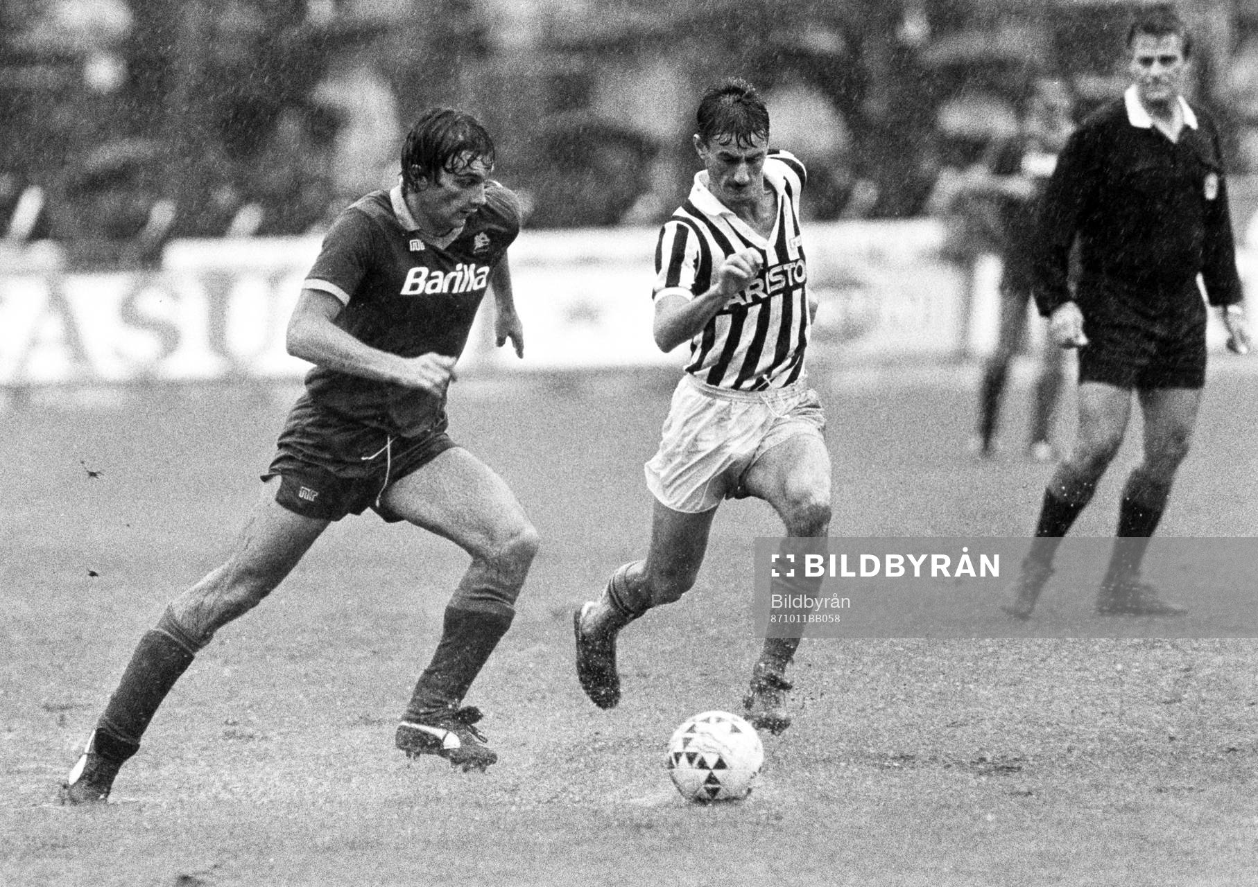 Ian Rush, Juventus till höger i kamp om bollen