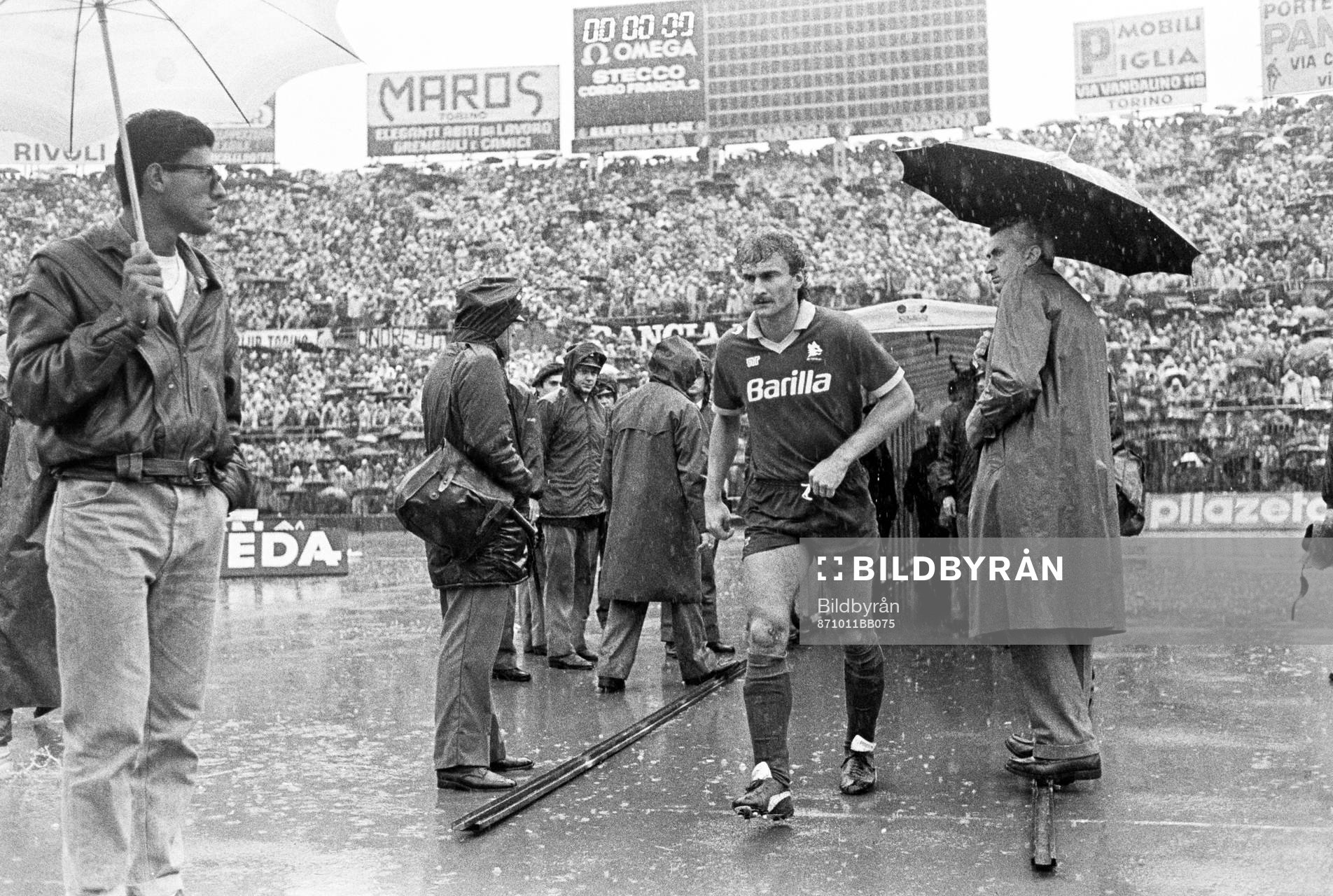 Rudi Völler, Roma på väg in på planen