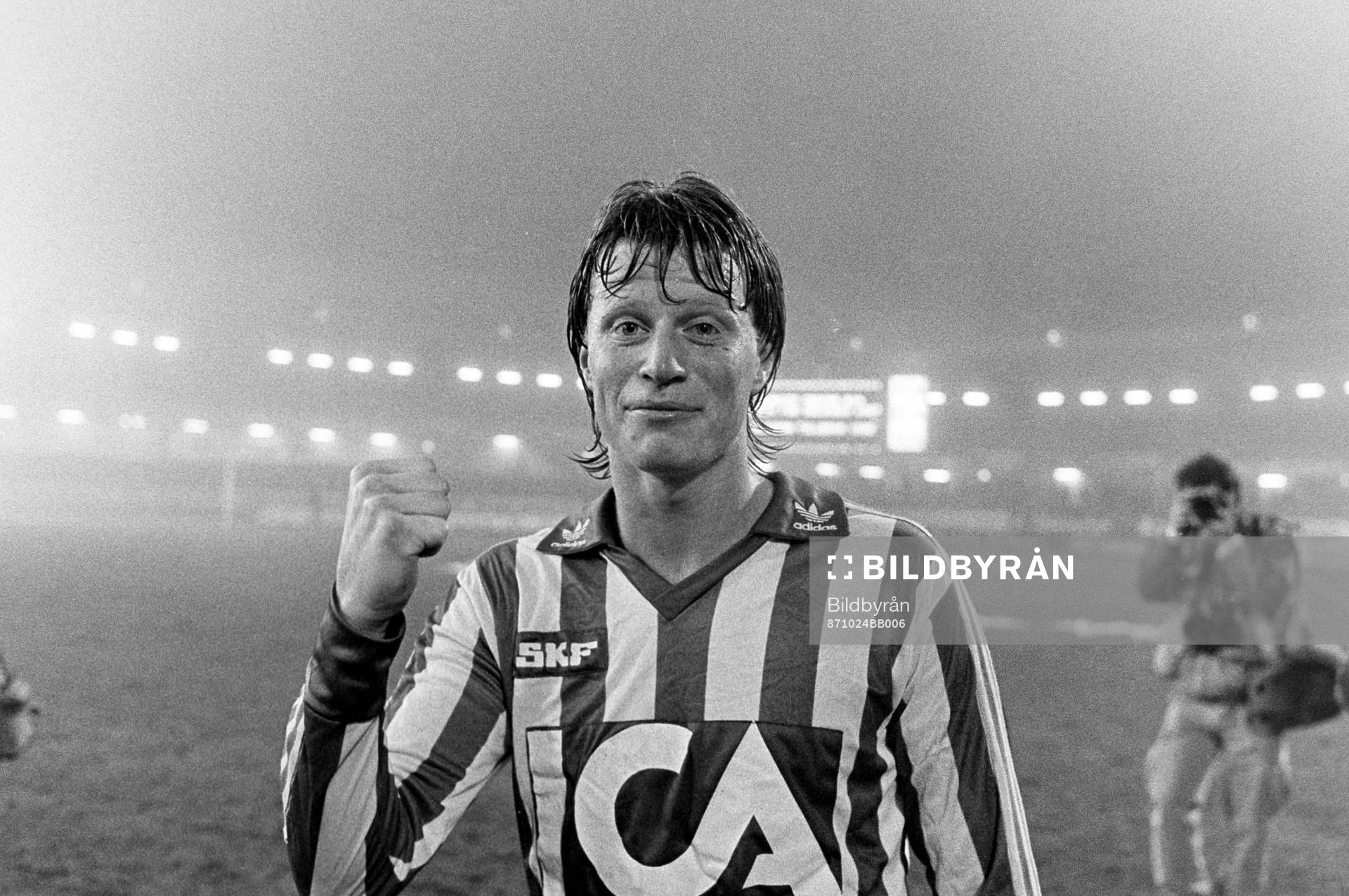 Göteborgs målskytt Stefan Pettersson jublar
