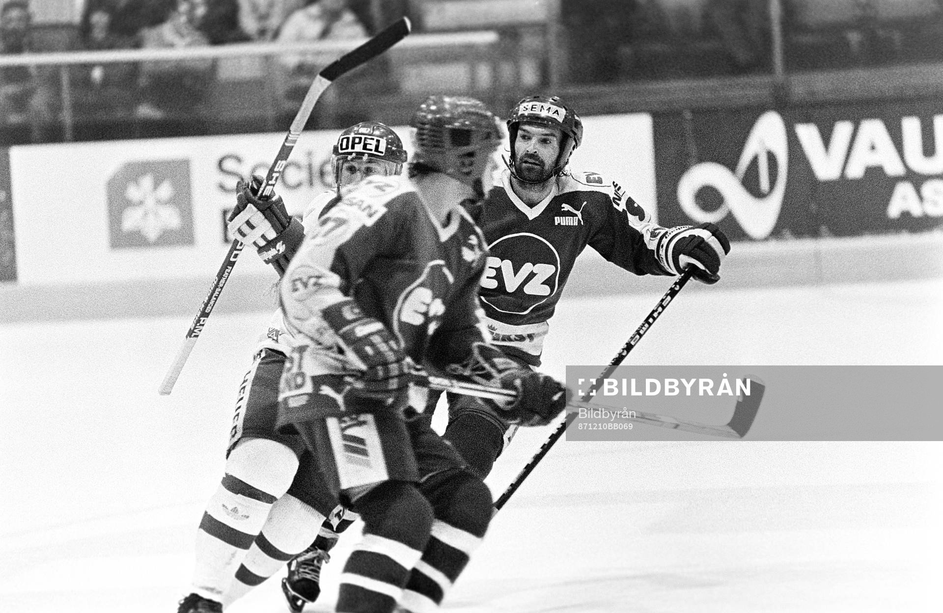 Mats Waltin, Zug